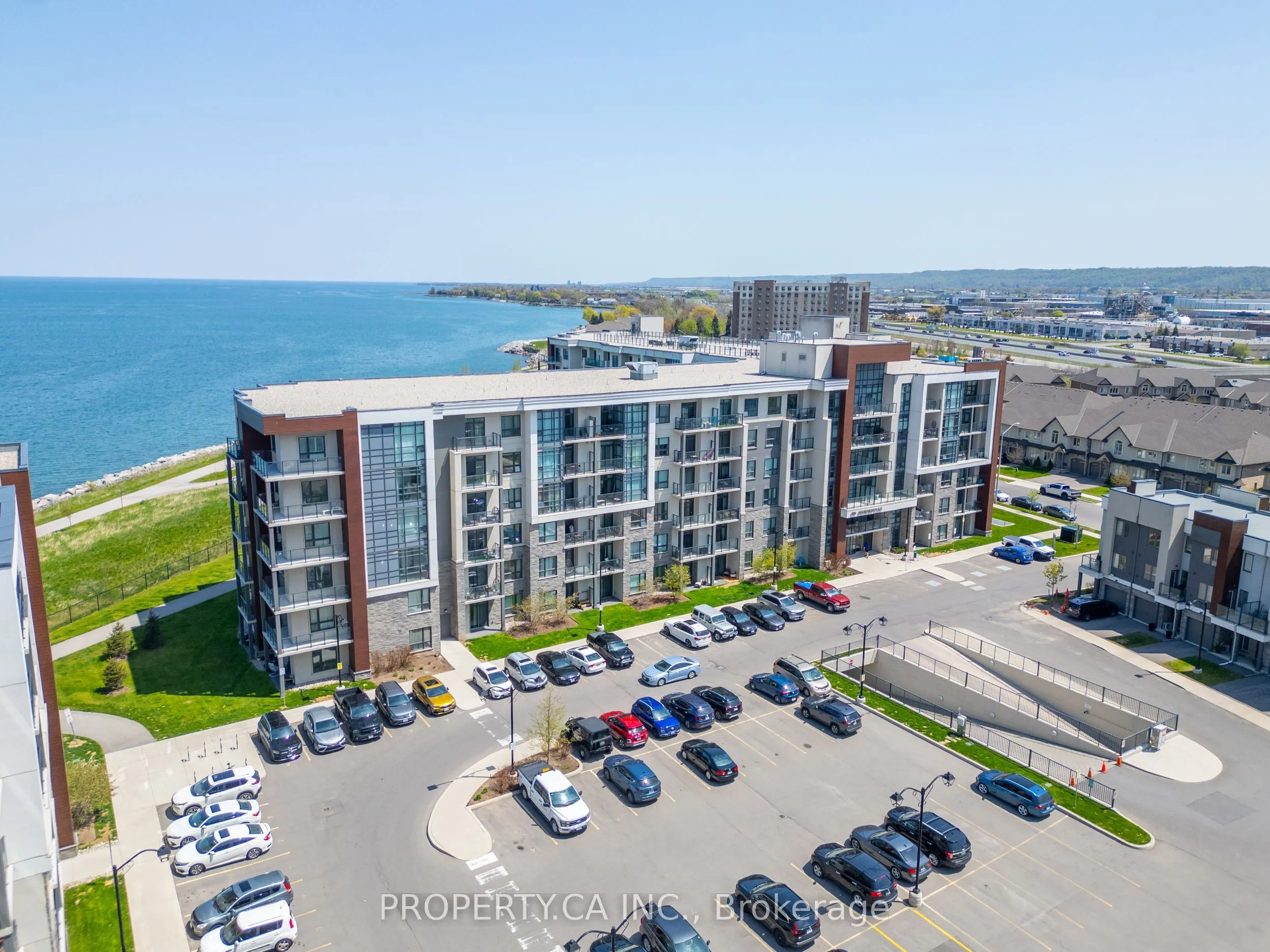 101 Shoreview Place, #239