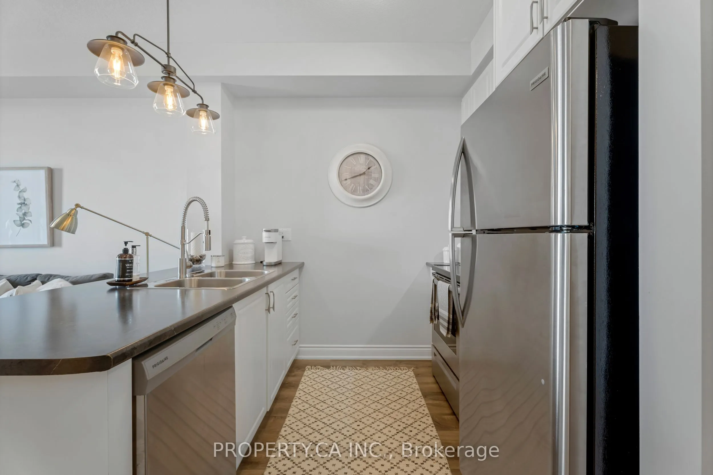 101 Shoreview Place, #239