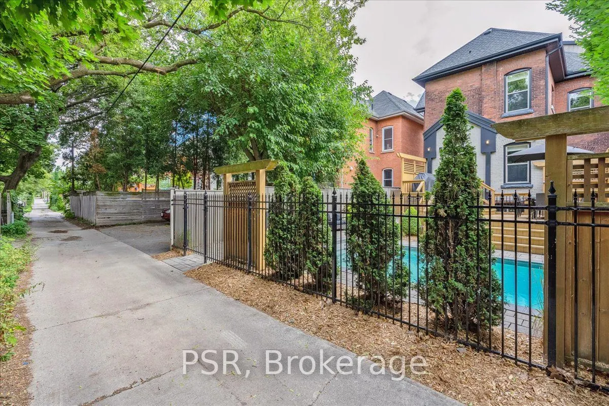 220 Herkimer Street