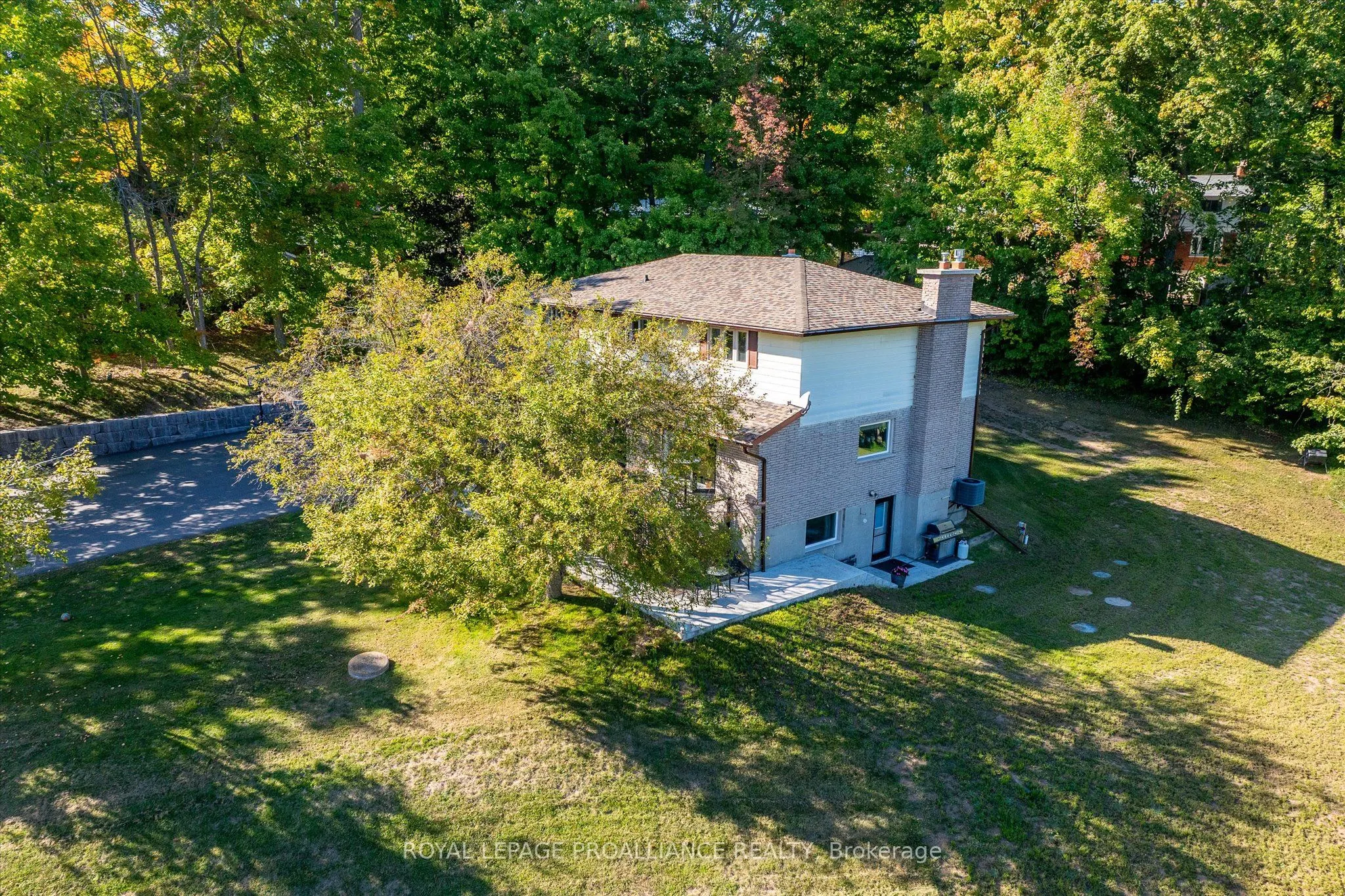 9 Leanne Avenue