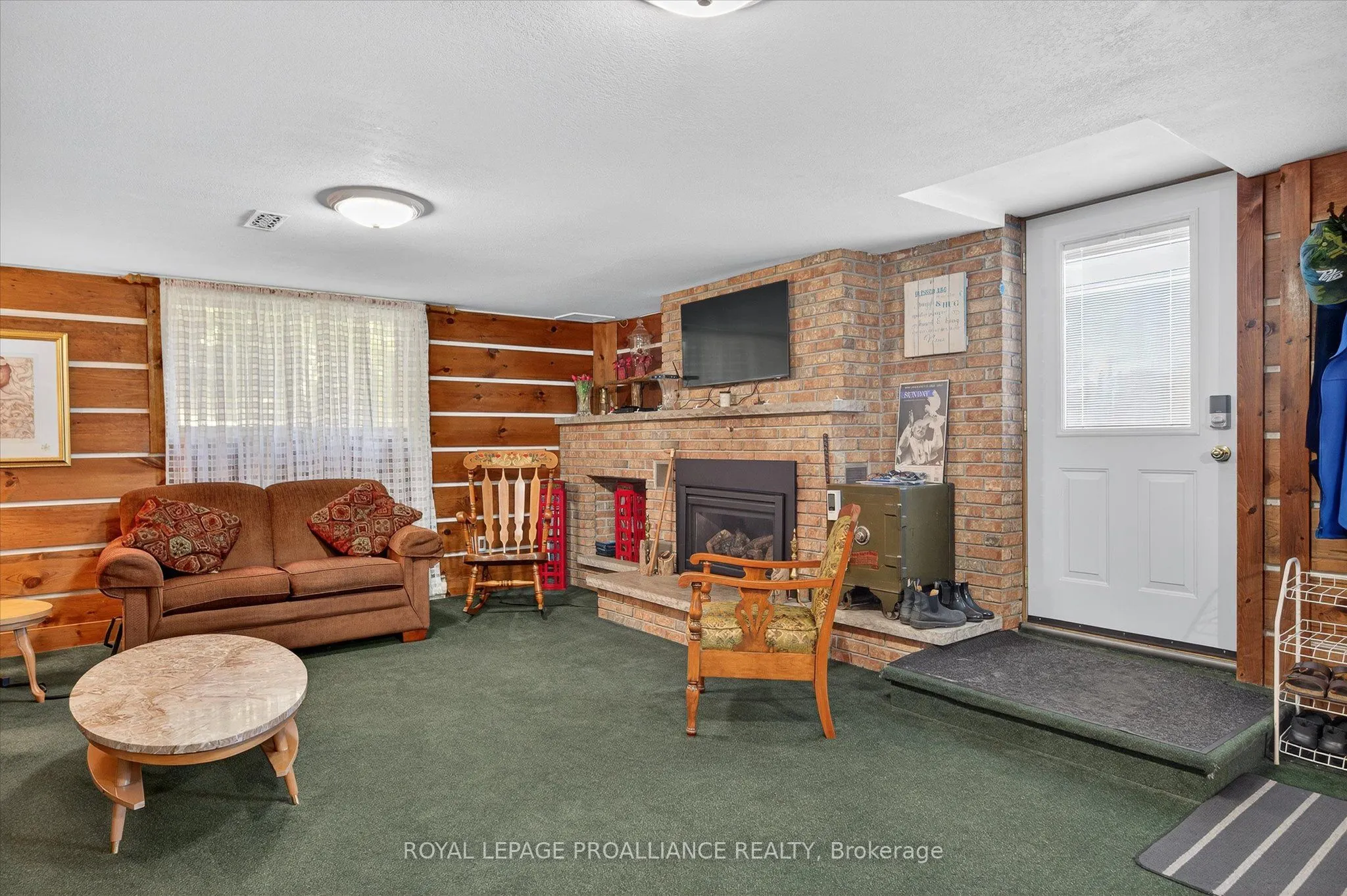 9 Leanne Avenue