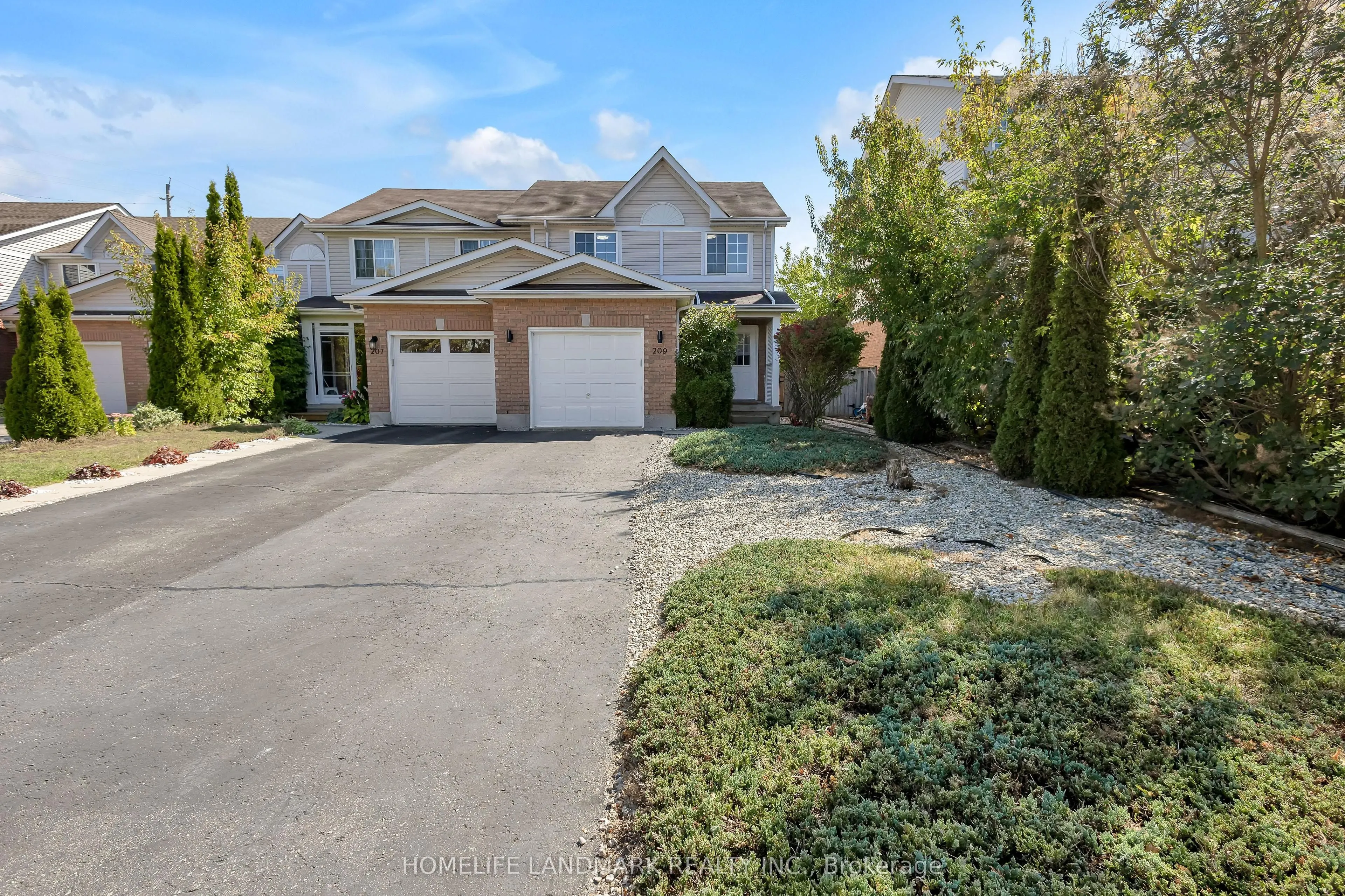 209 Deacon Wood Place