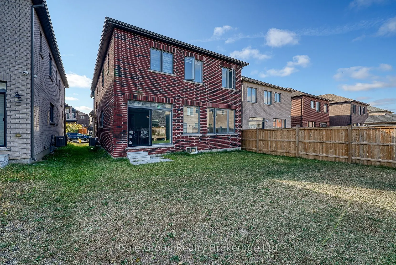 161 Silverwood Crescent