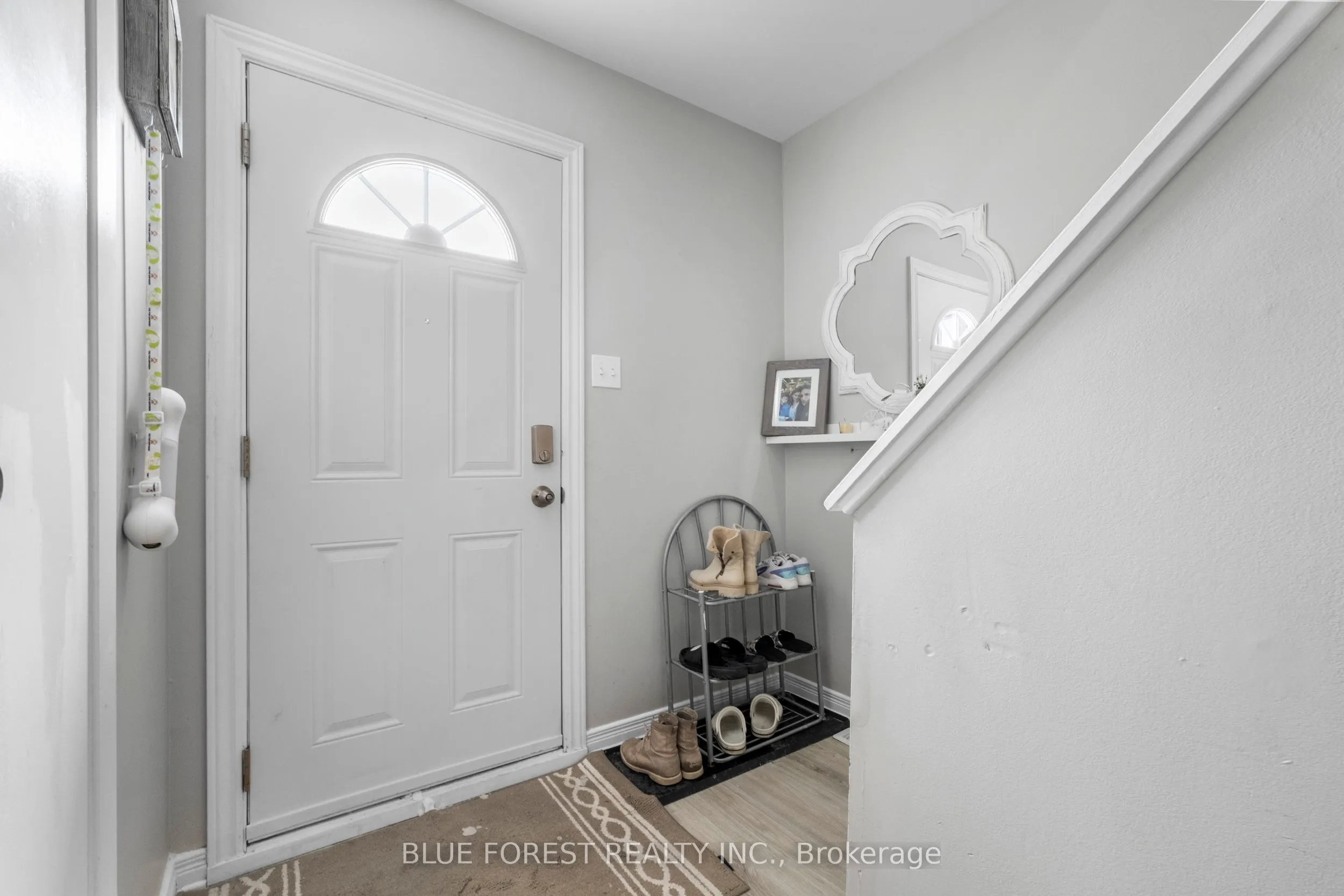 166 Southdale Road W, #18