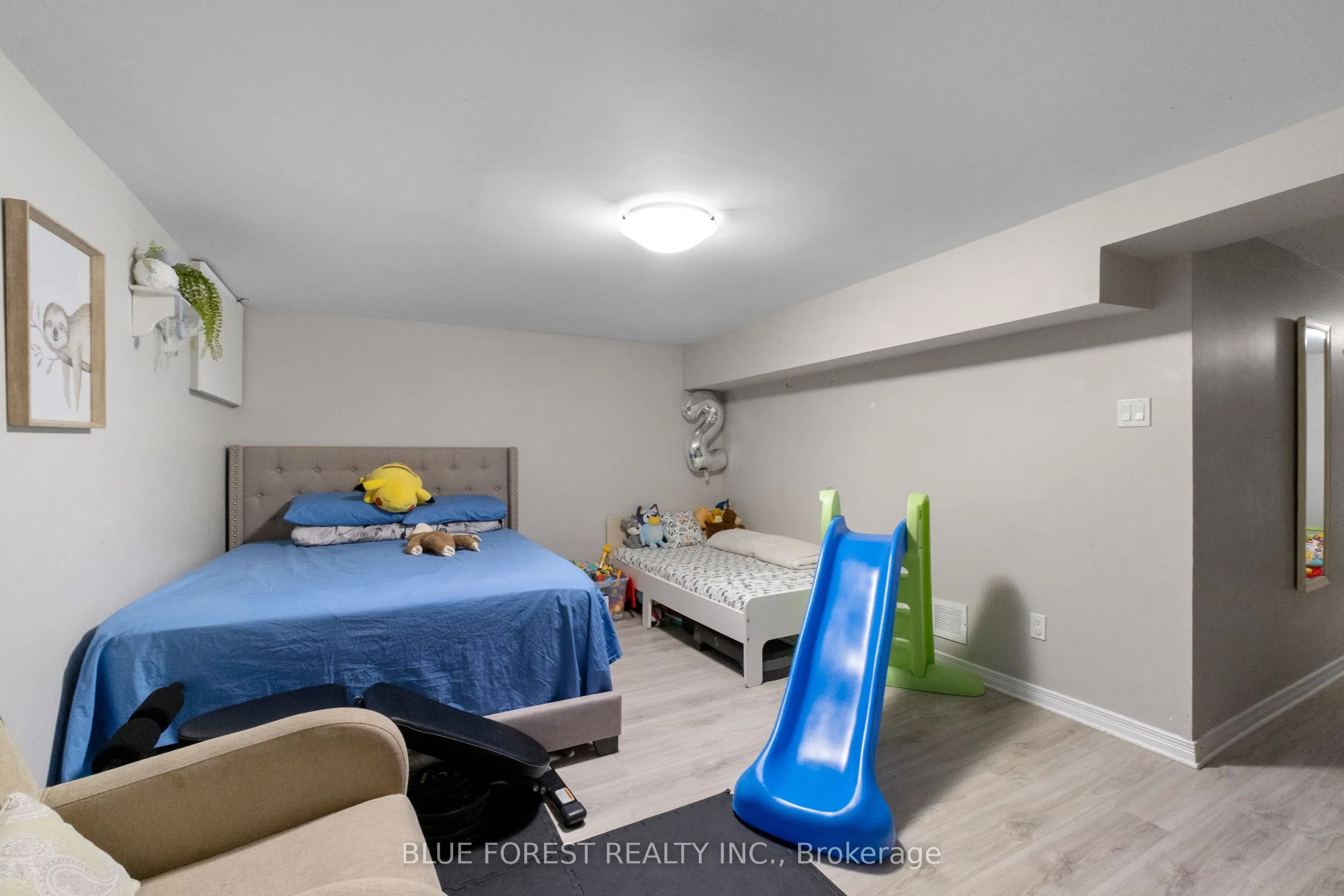 166 Southdale Road W, #18