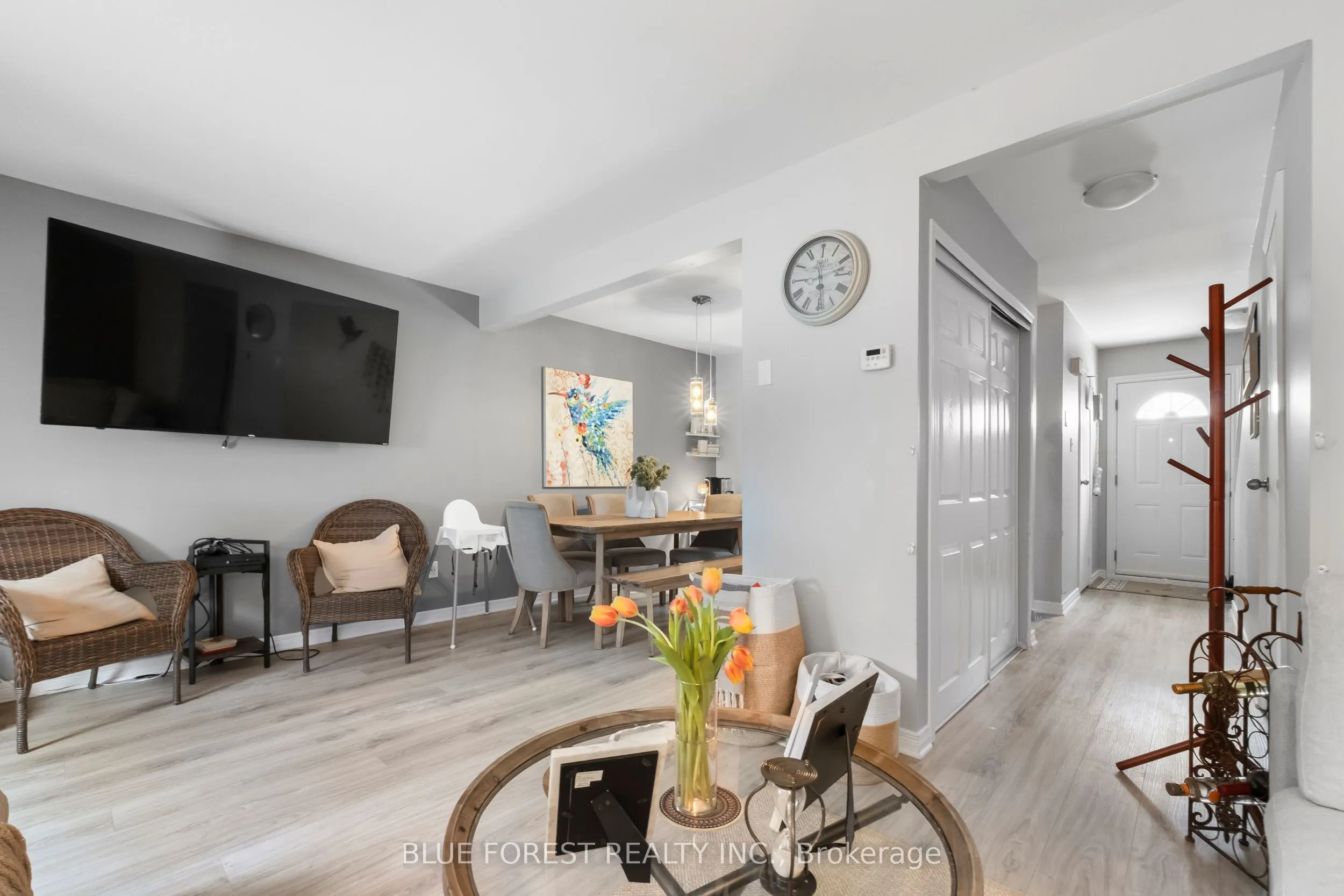 166 Southdale Road W, #18