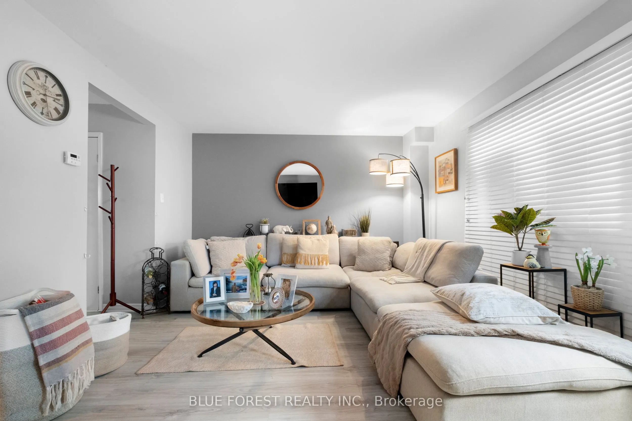 166 Southdale Road W, #18