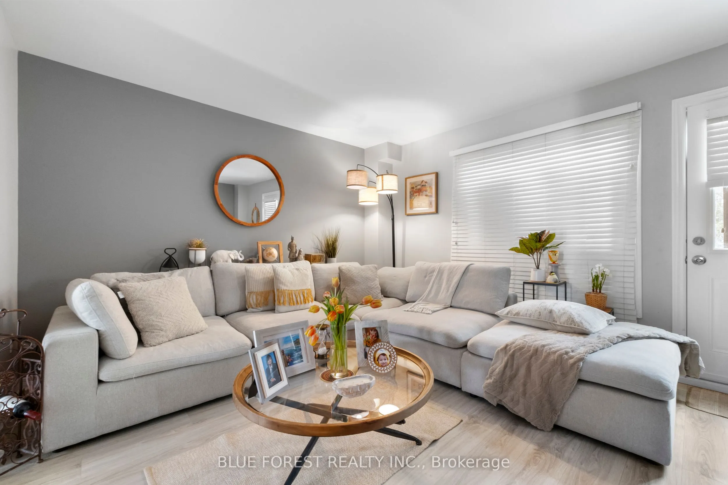 166 Southdale Road W, #18