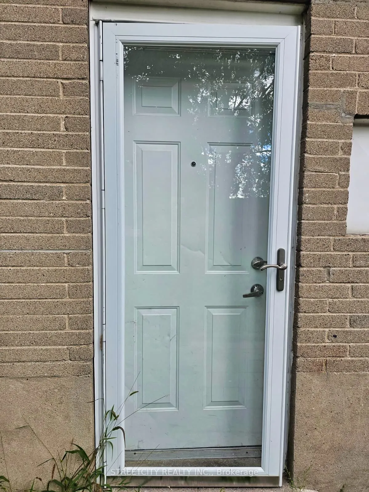 537 Clarke Road