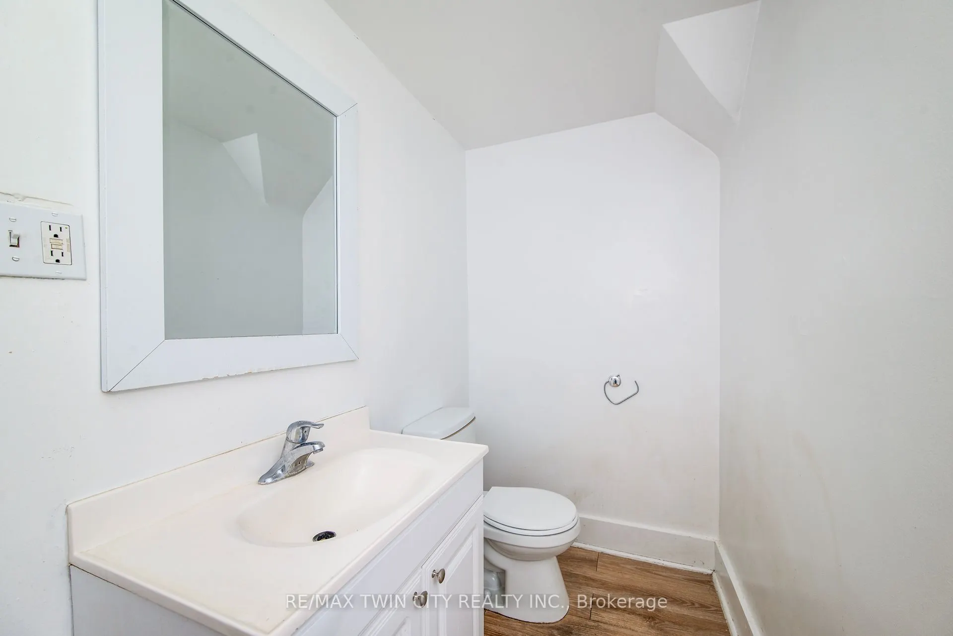 19 Schneider Avenue