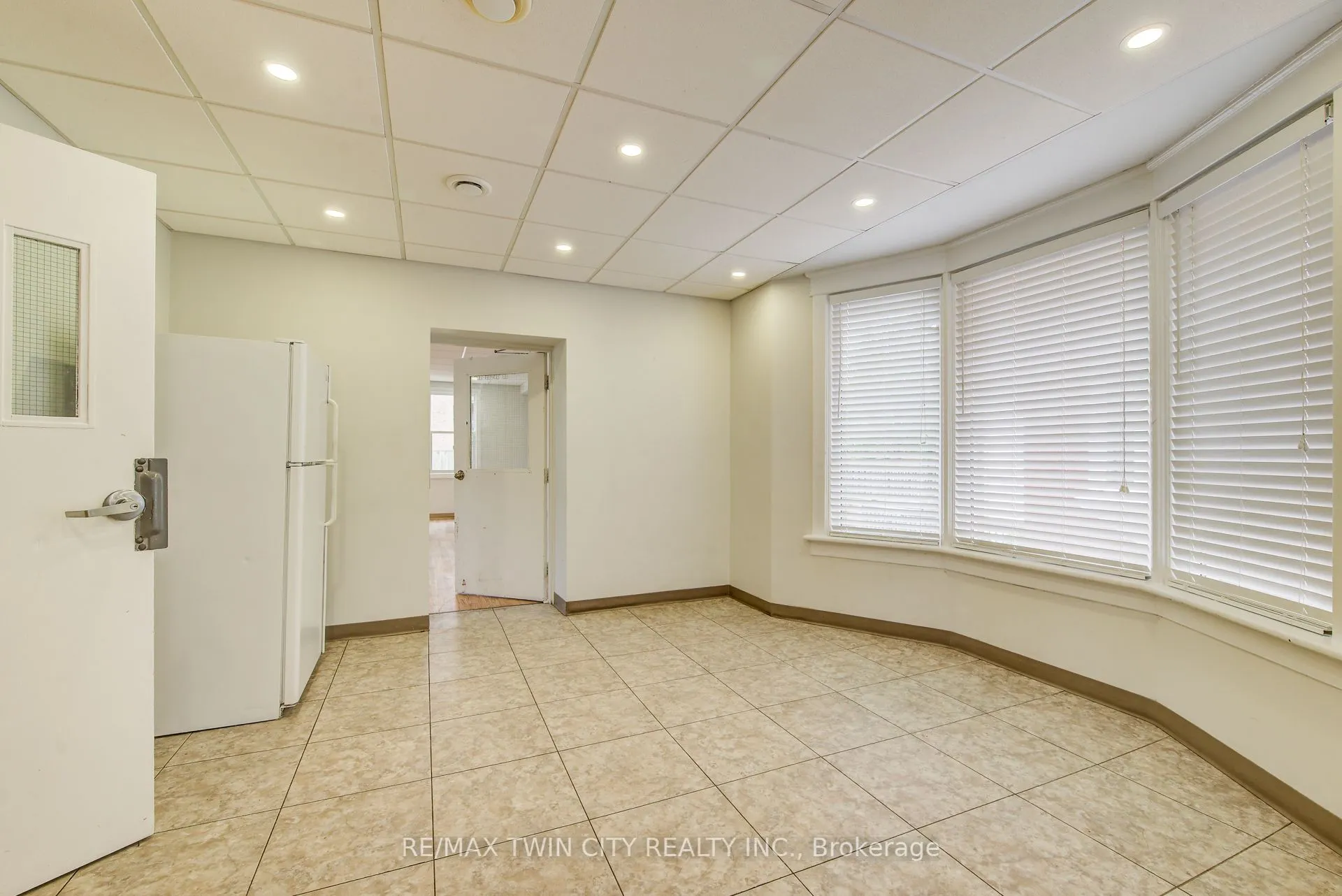 19 Schneider Avenue