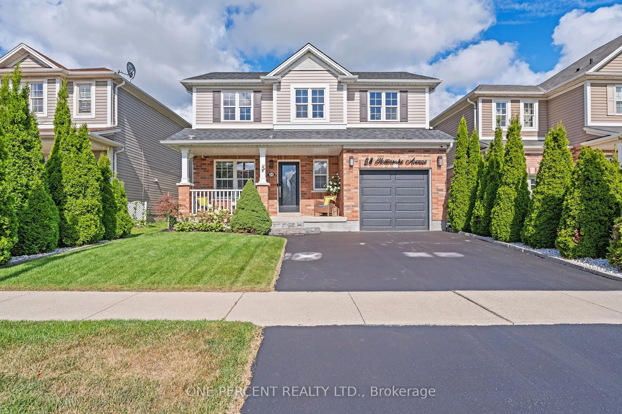 28 Hollinrake Avenue