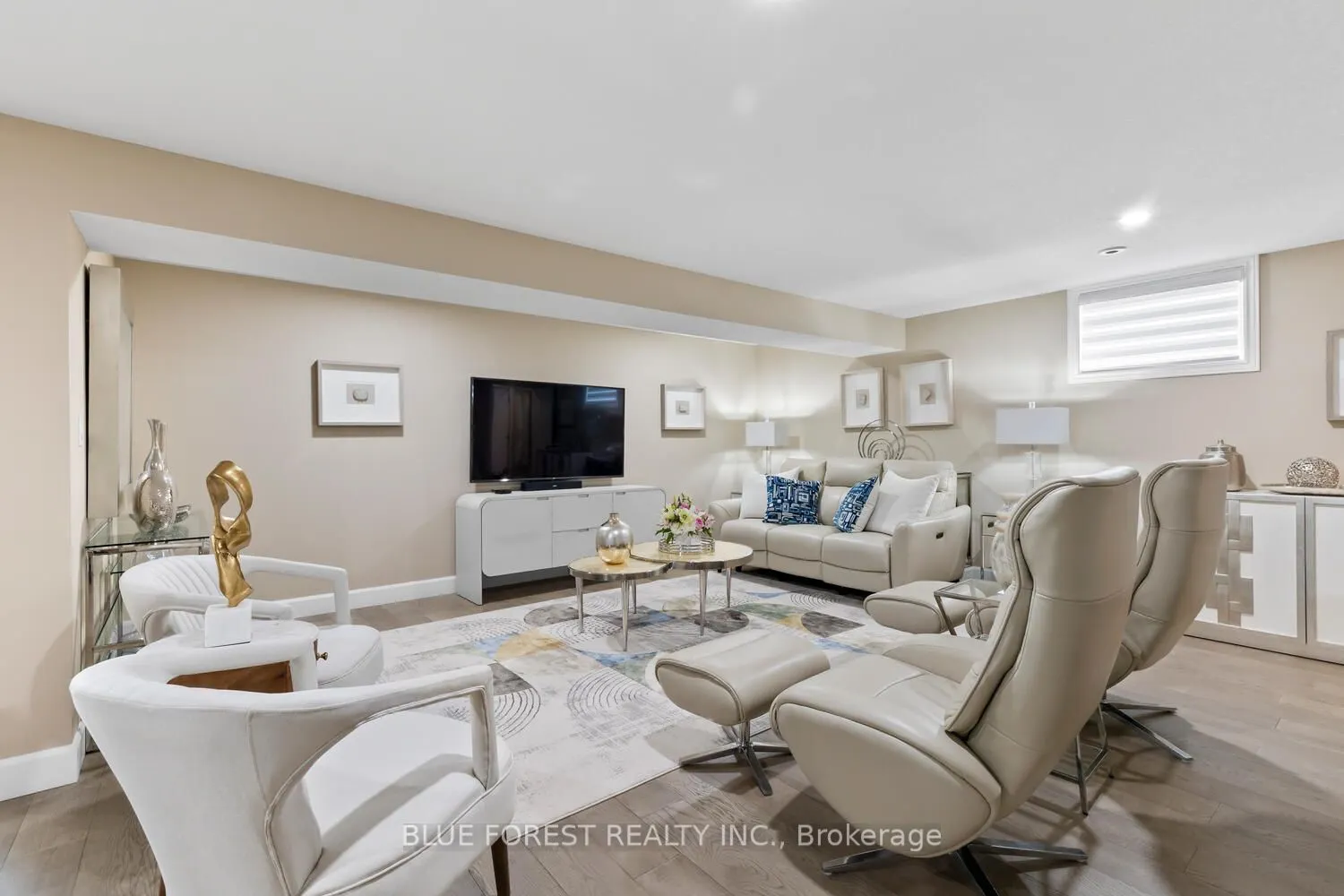 28 Weir Crescent