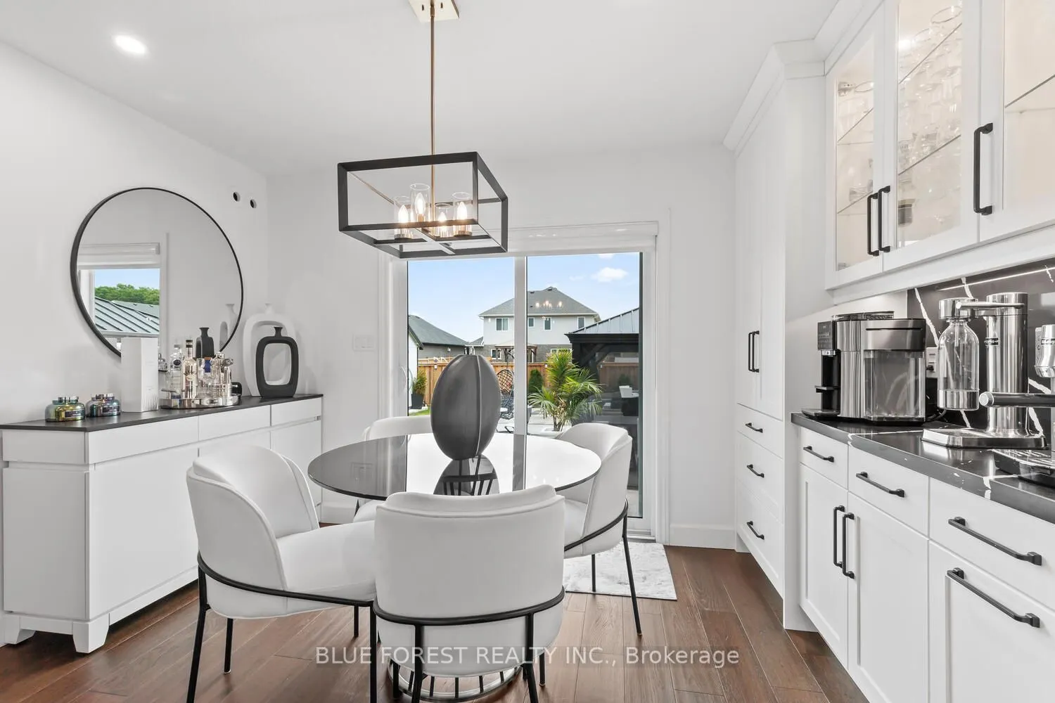 28 Weir Crescent