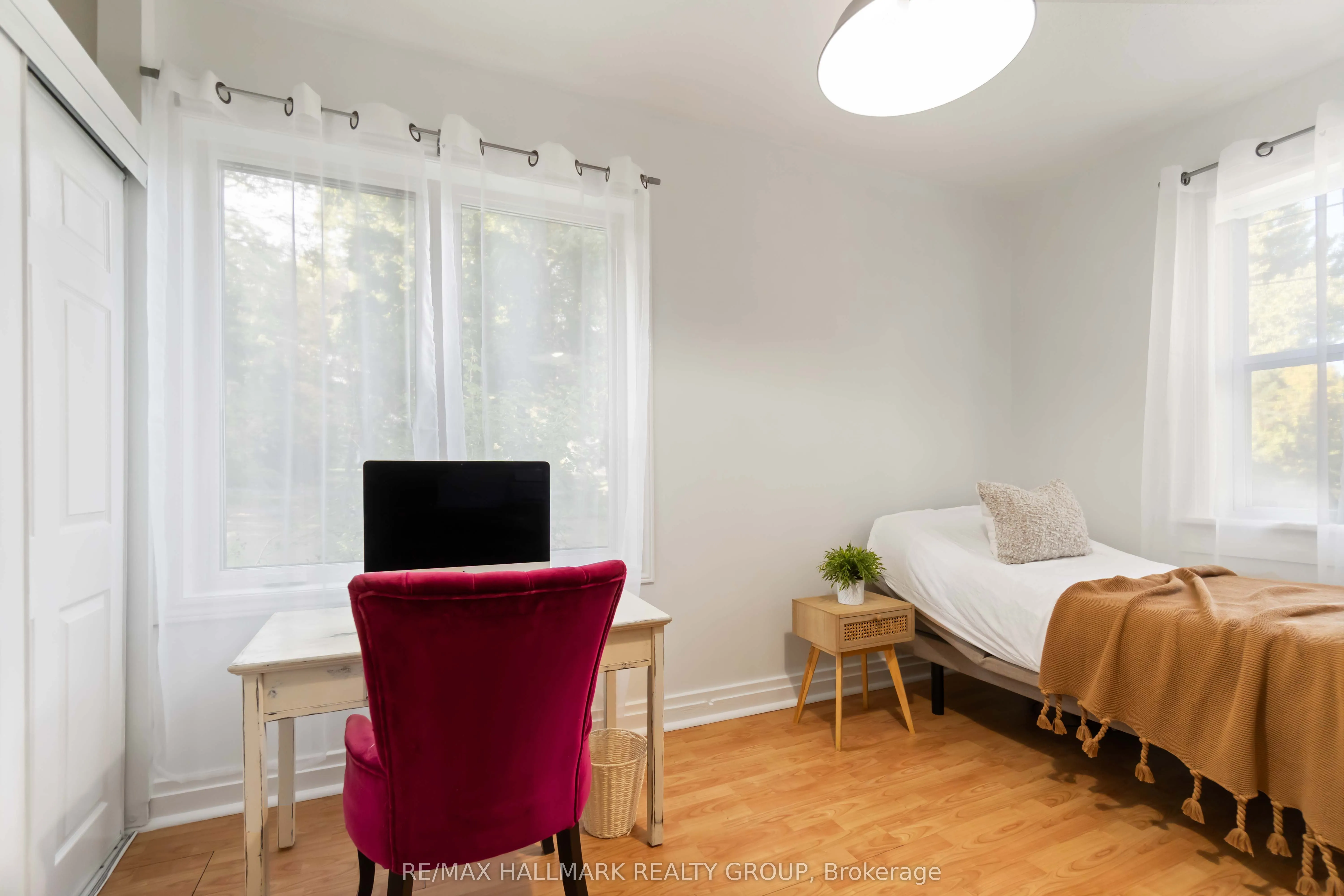 6 ALGONKIN Trail