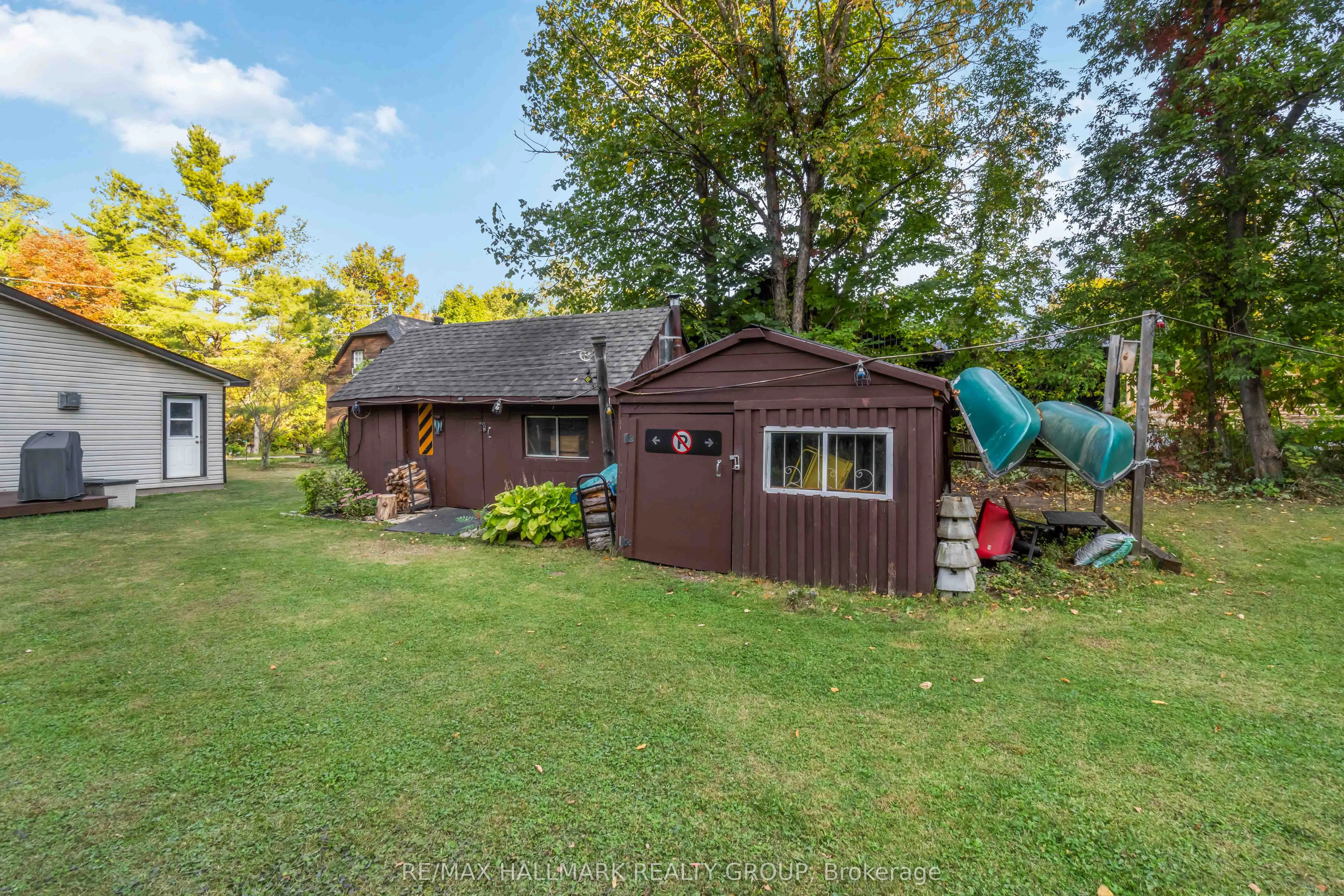 6 ALGONKIN Trail