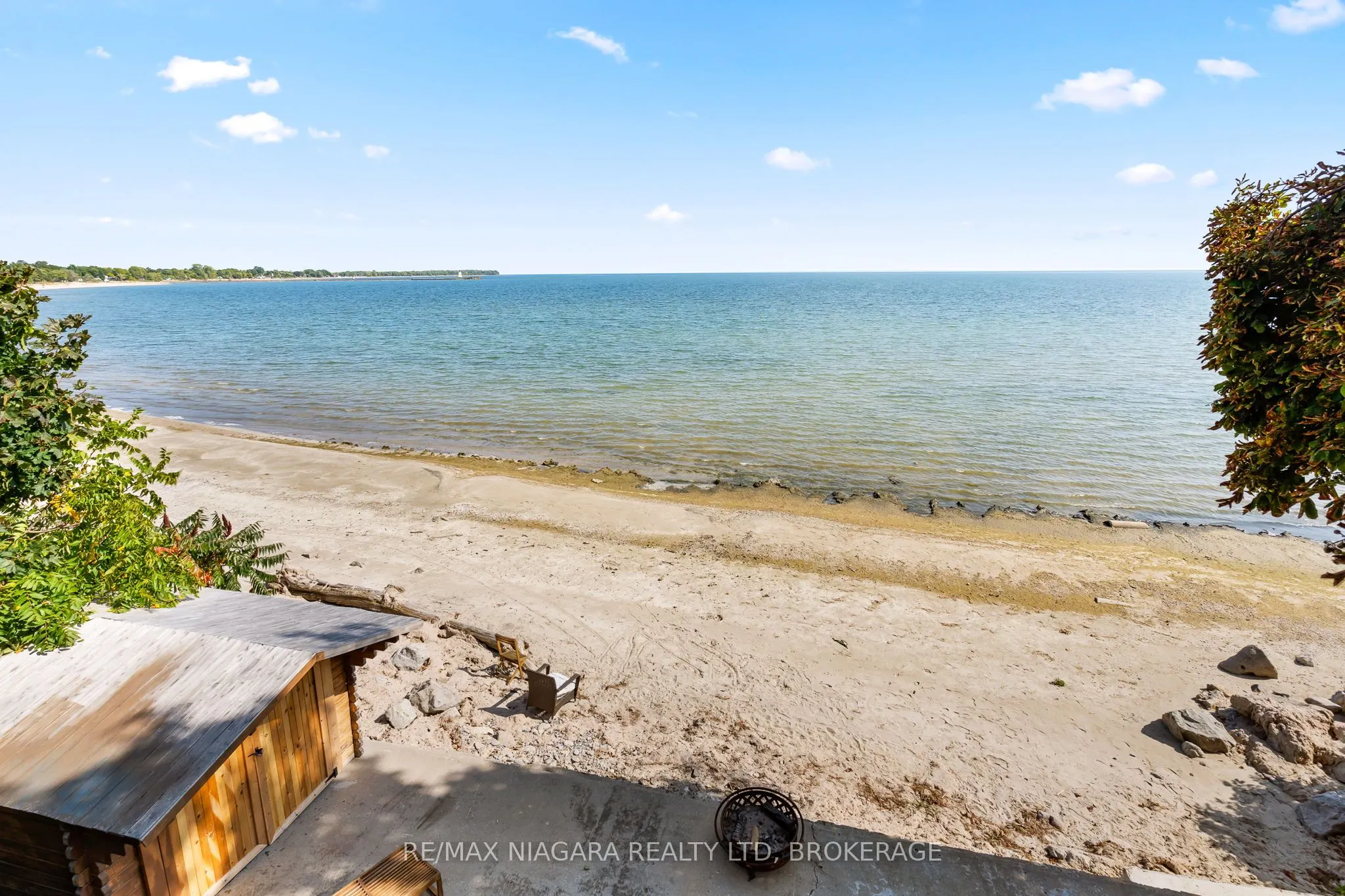 105 LIGHTHOUSE Drive