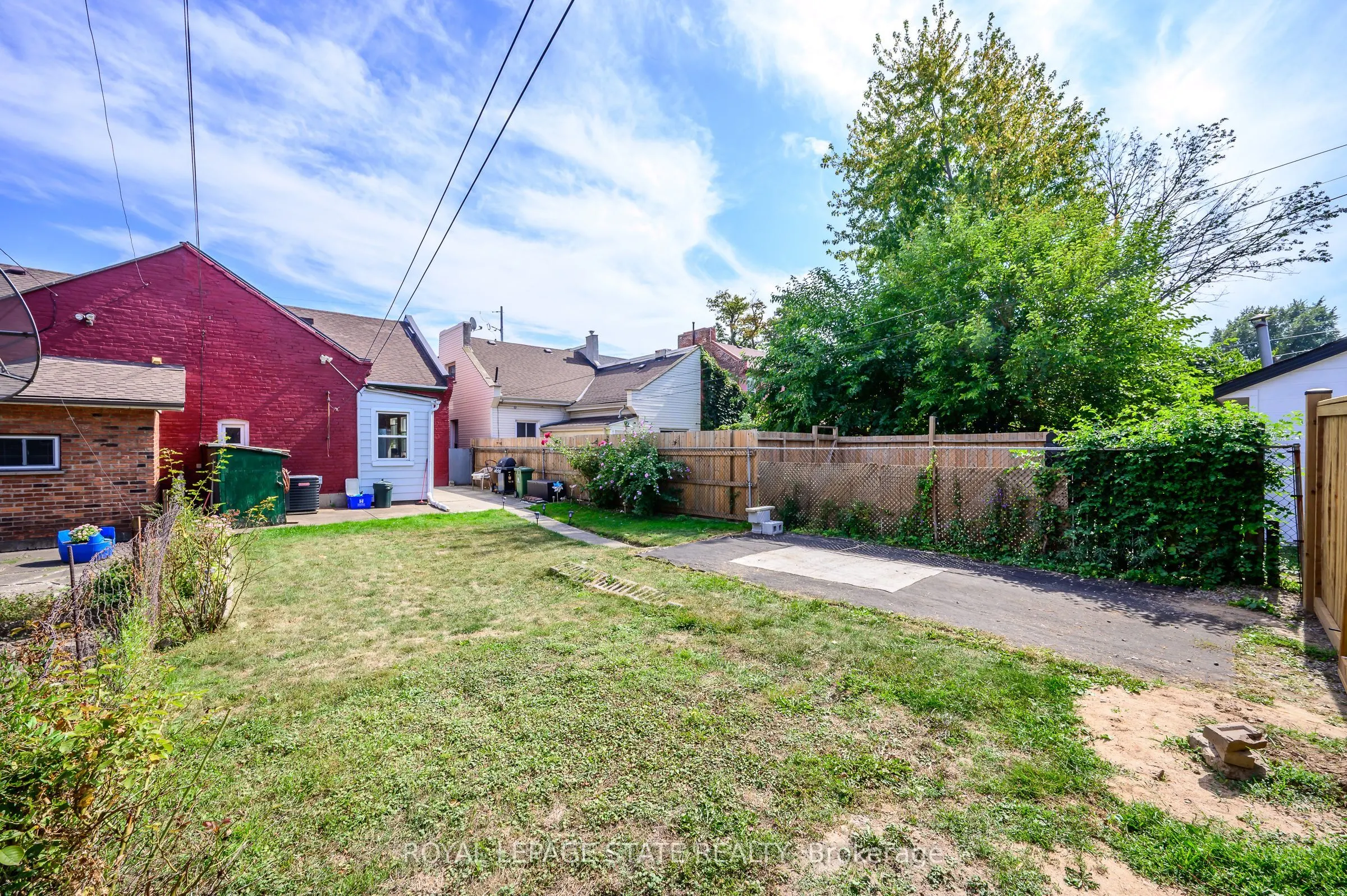 127 East Avenue N