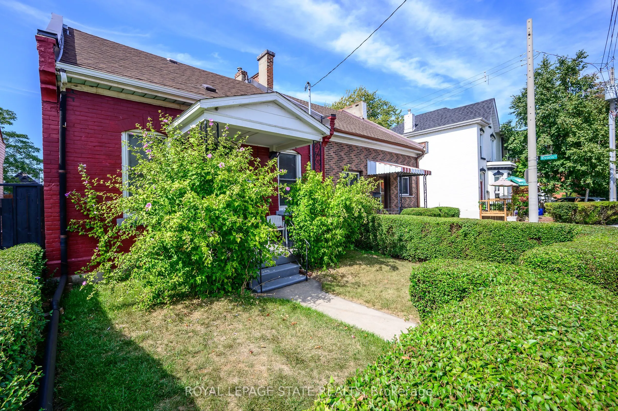 127 East Avenue N