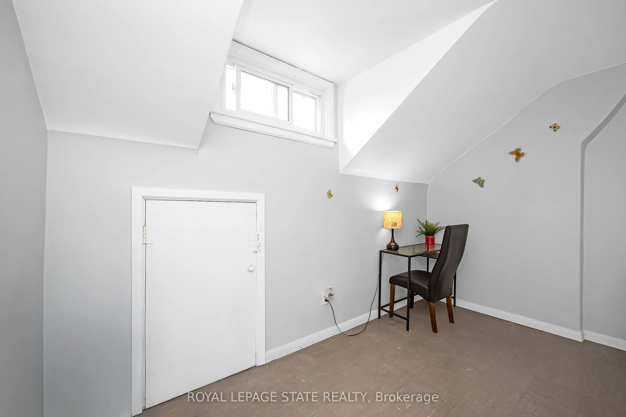 127 East Avenue N