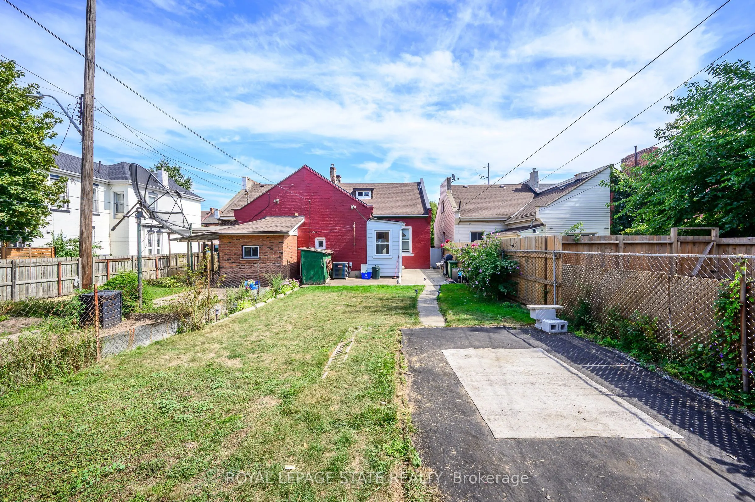 127 East Avenue N