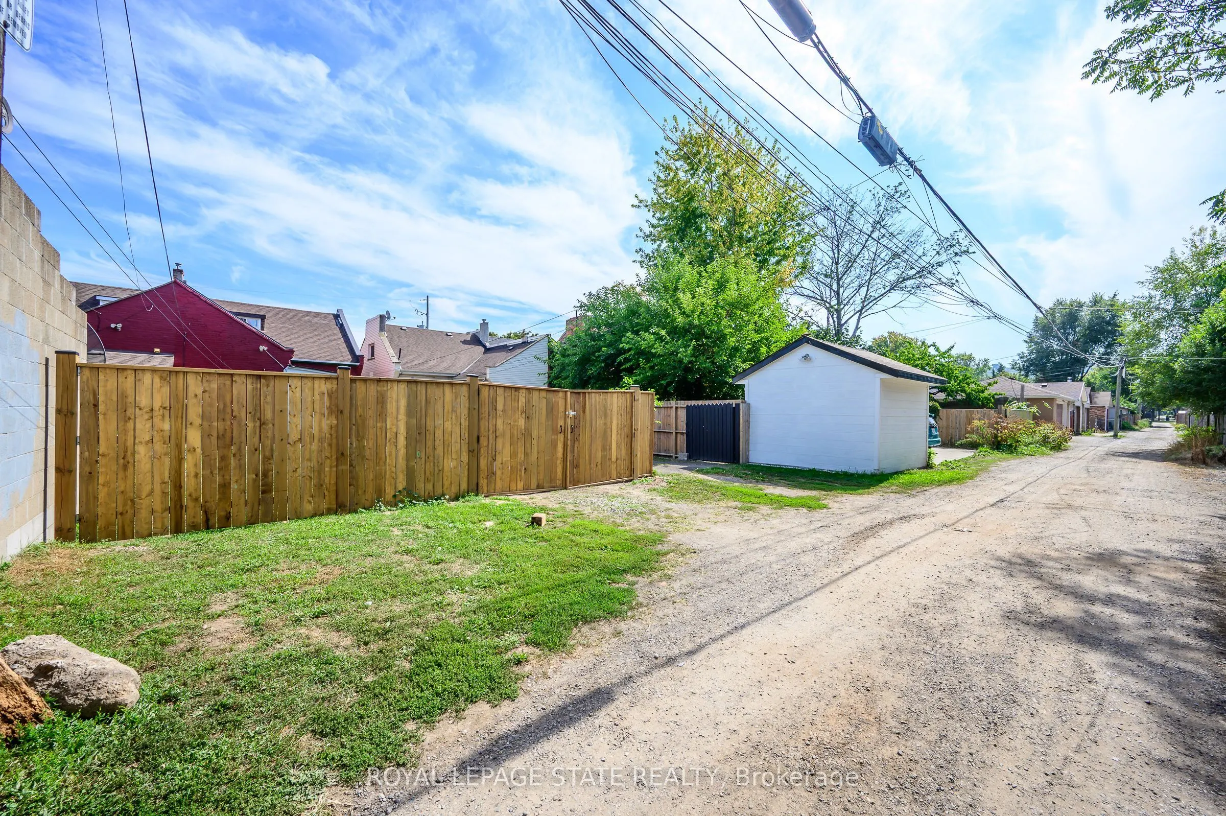 127 East Avenue N