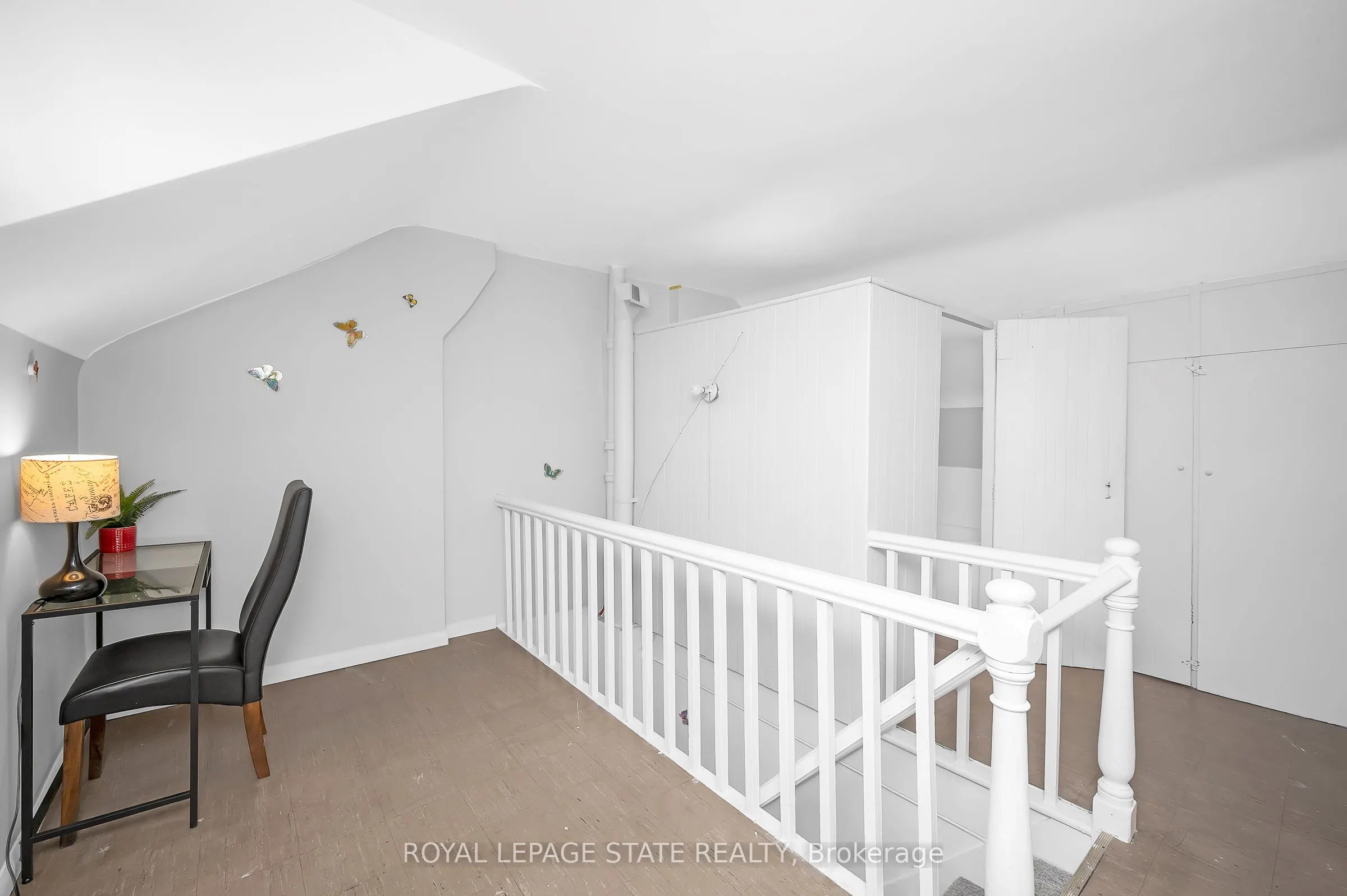 127 East Avenue N