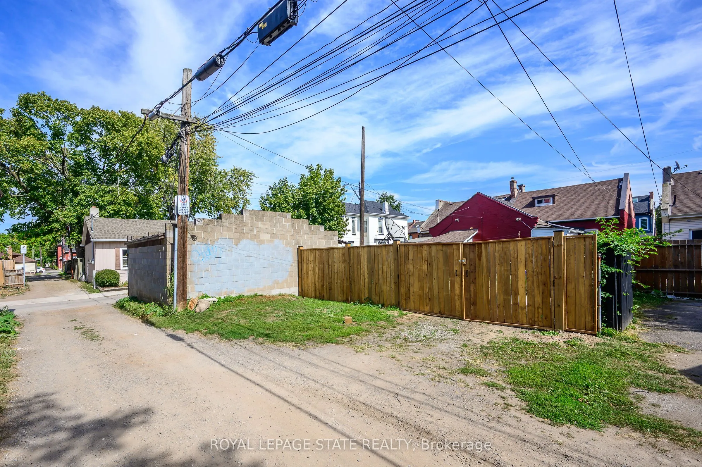 127 East Avenue N