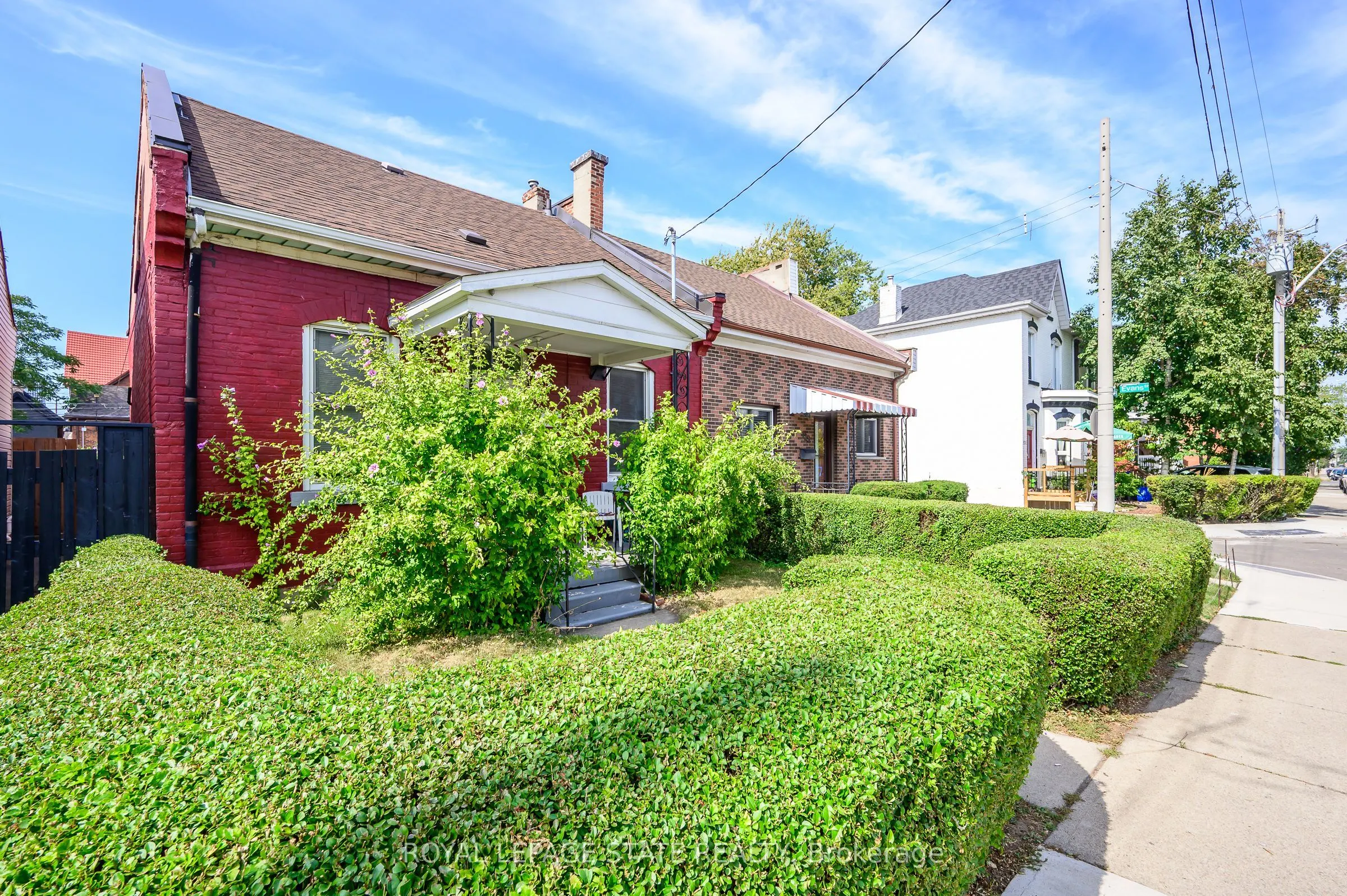 127 East Avenue N