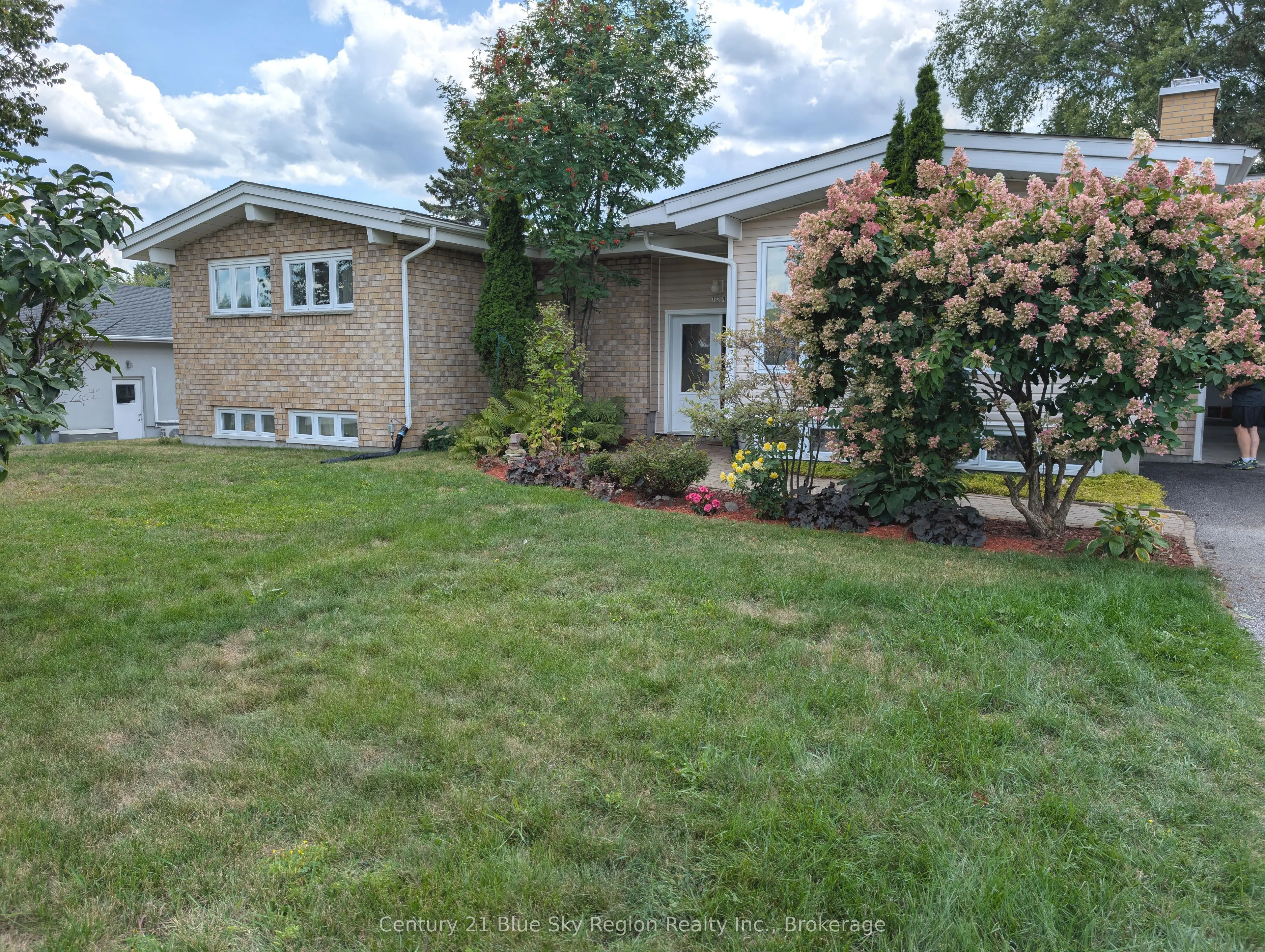 734 Birchwood Road