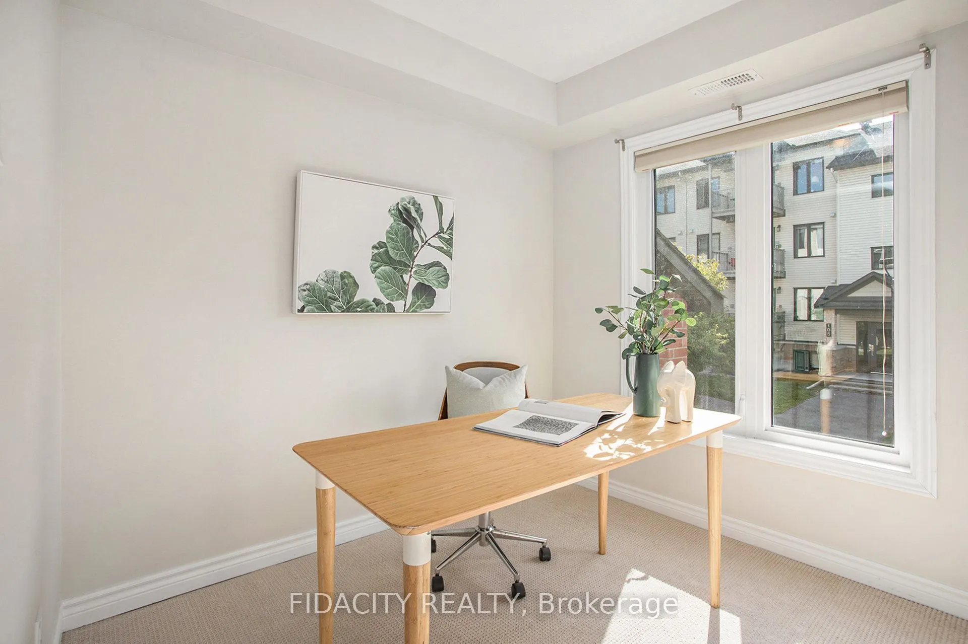 215 Bluestone Private, #4