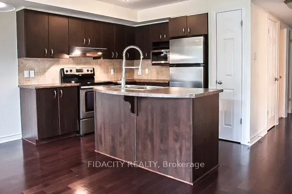 525 Stonefield Private, #2