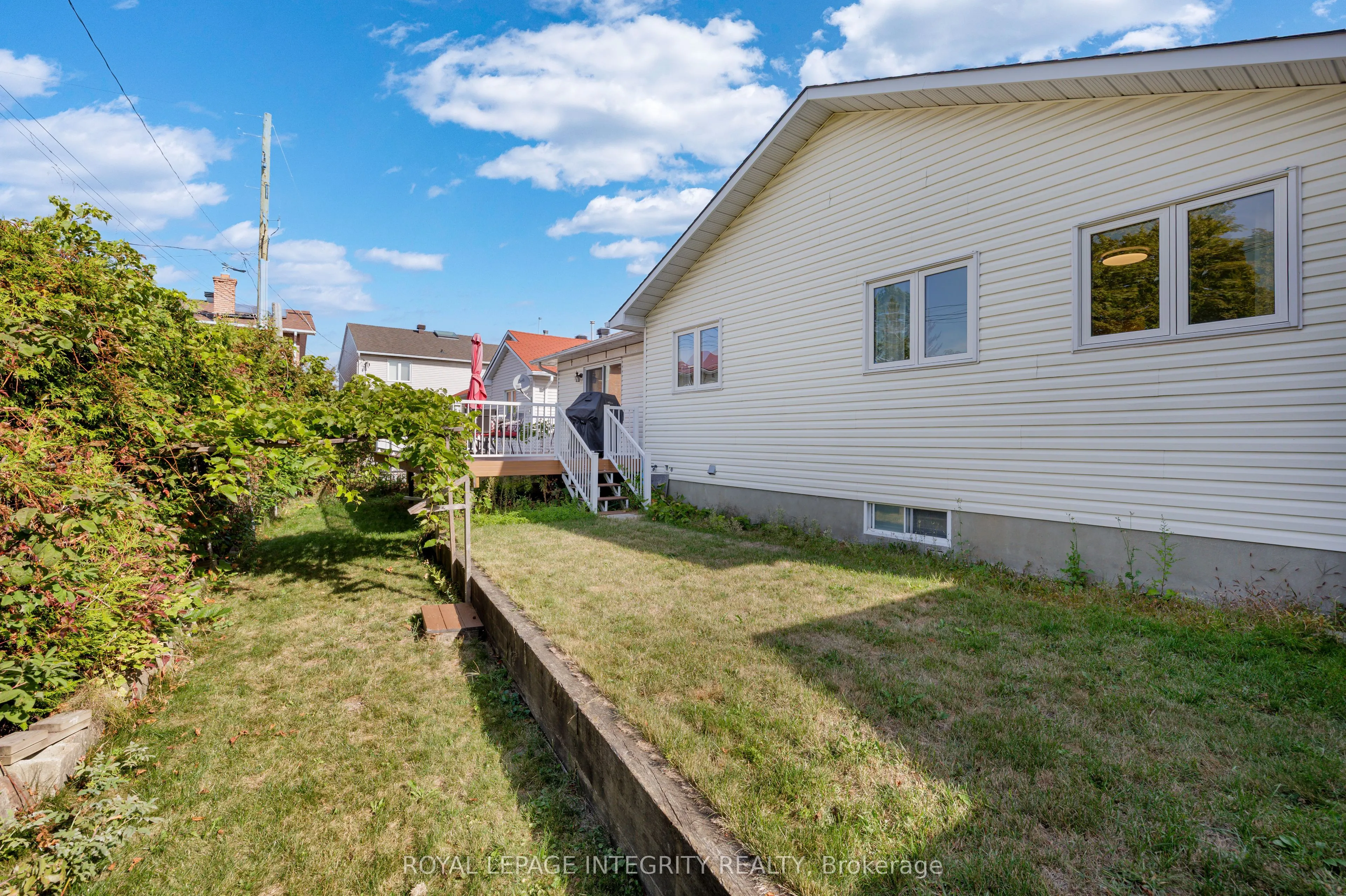 1979 Jasper Avenue