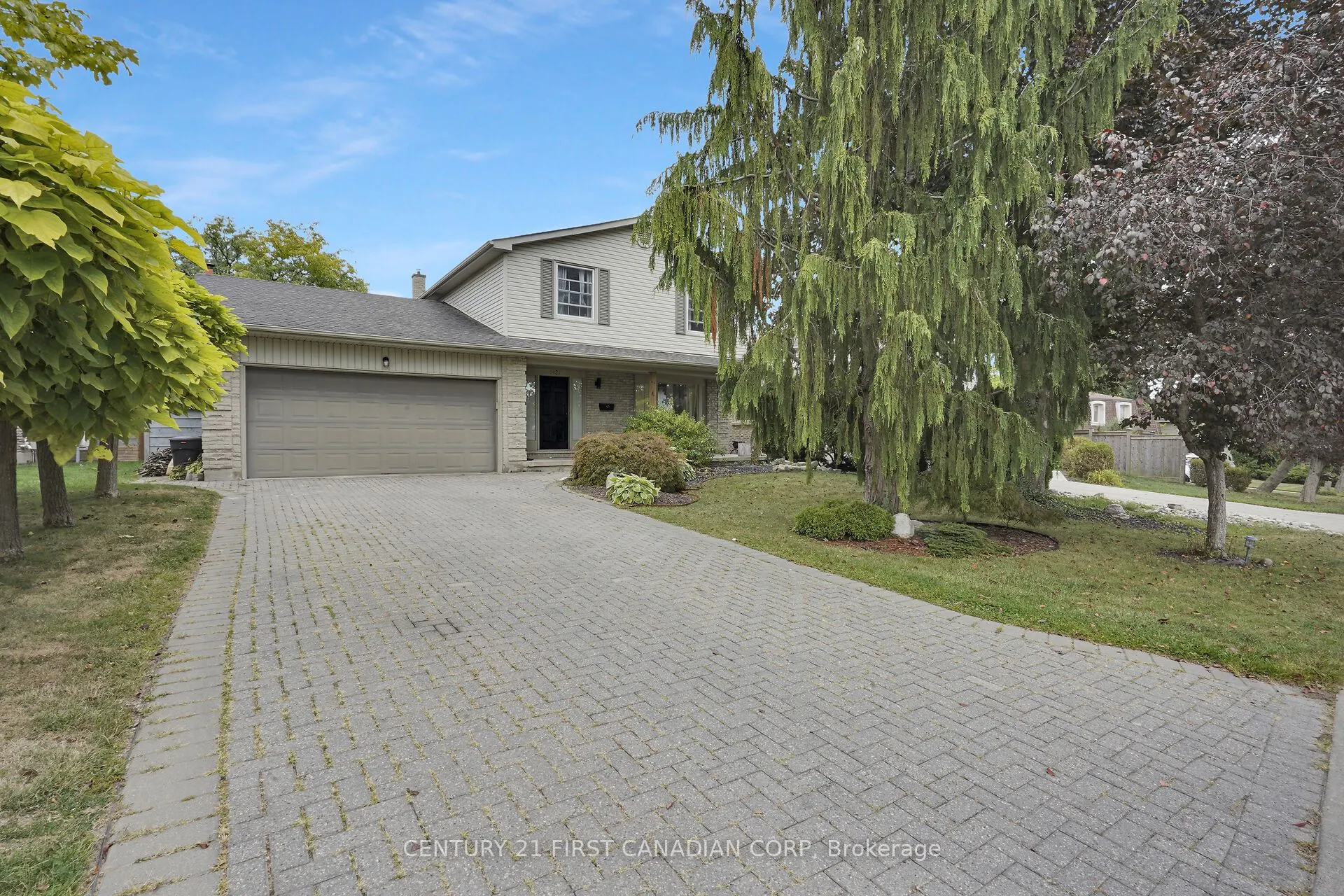 1027 Flintlock Court N