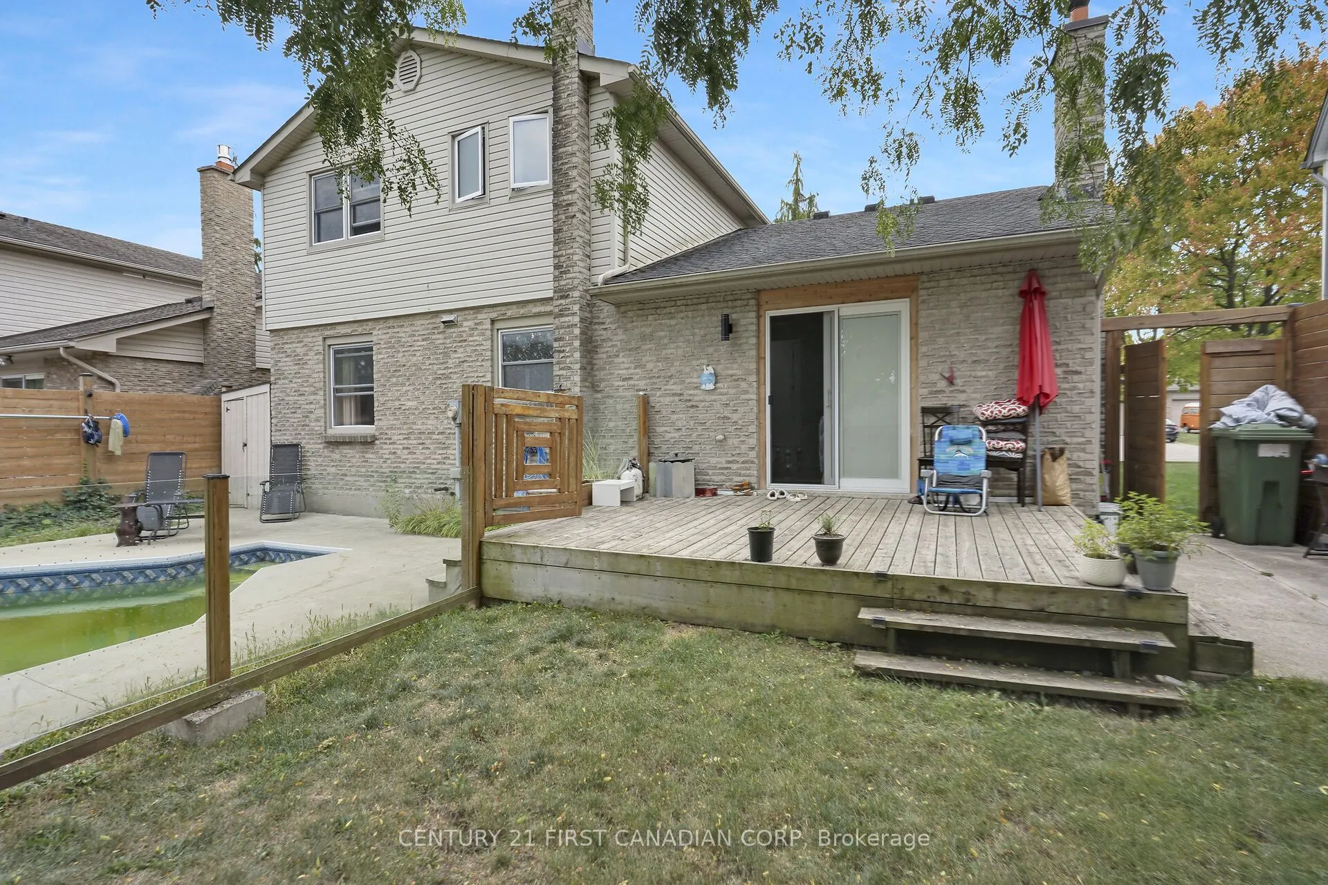 1027 Flintlock Court N