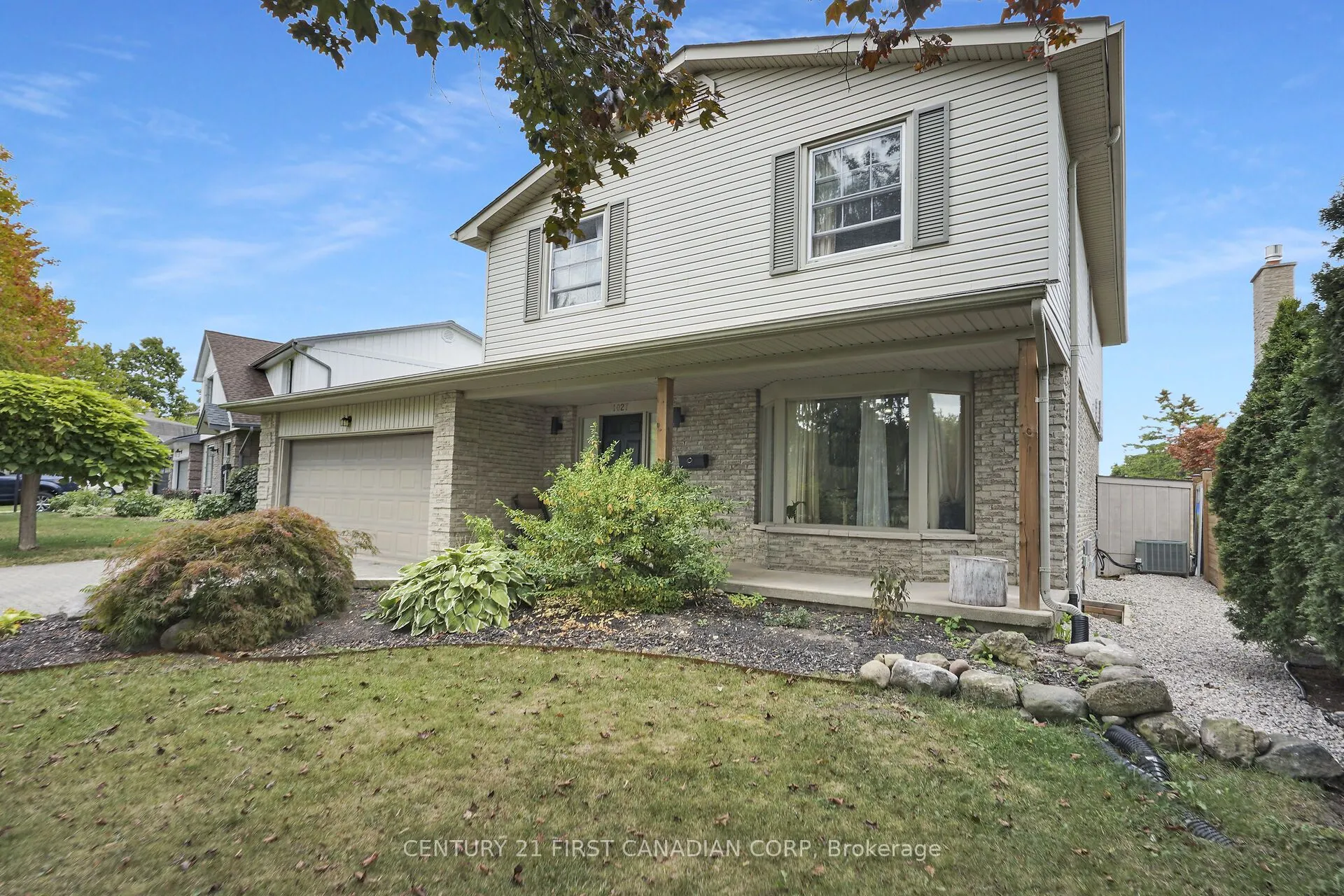 1027 Flintlock Court N