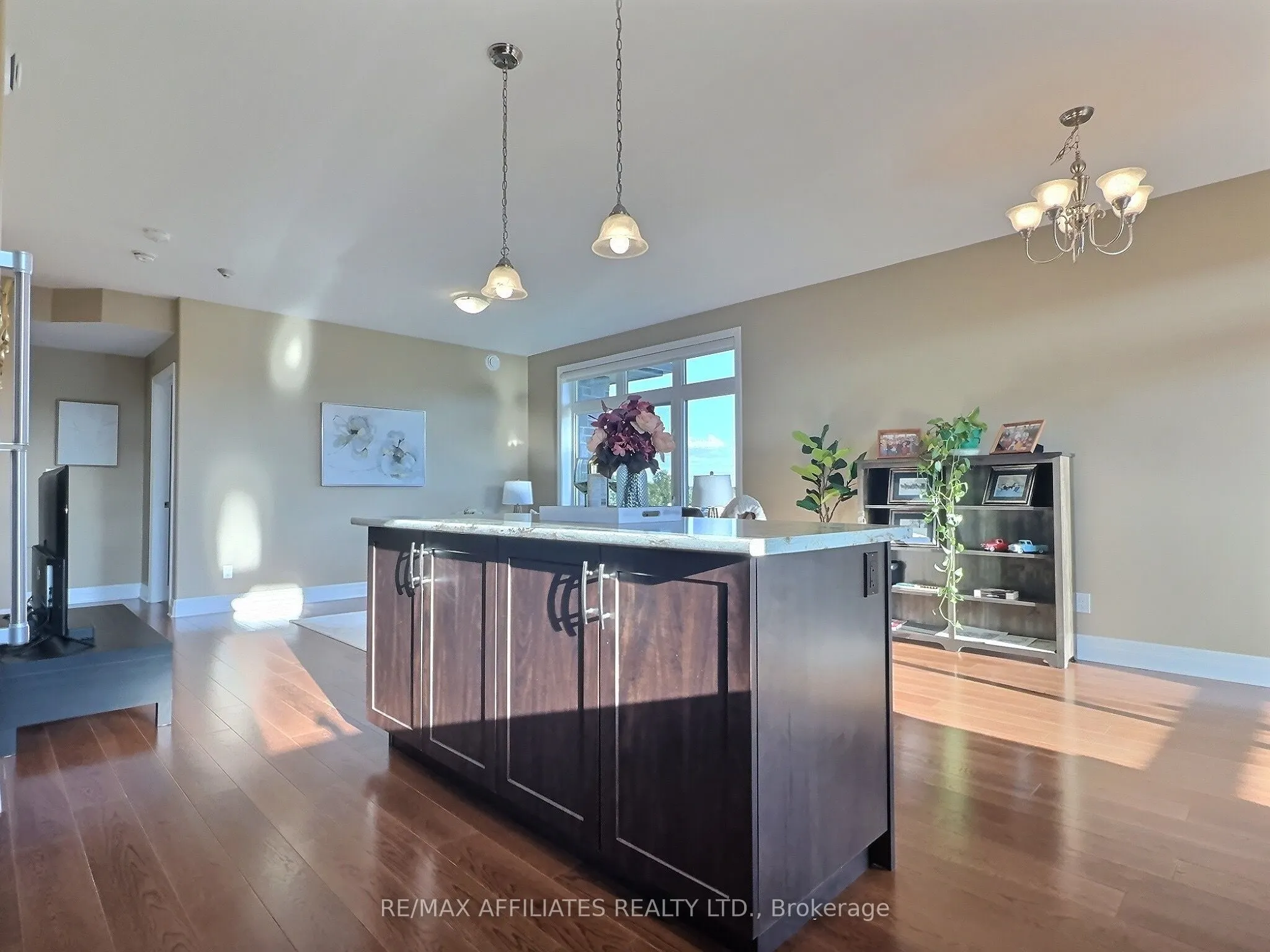 1109 Millwood Avenue, #303