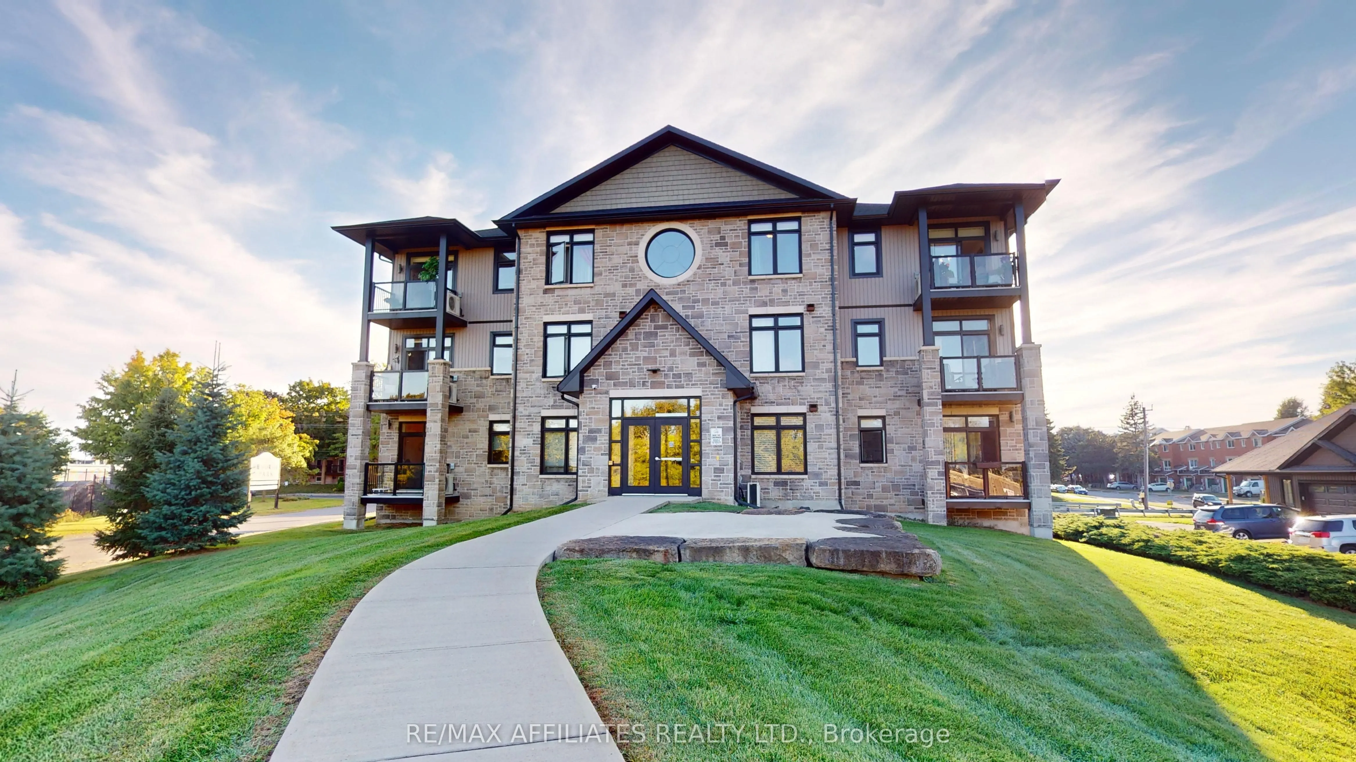 1109 Millwood Avenue, #303