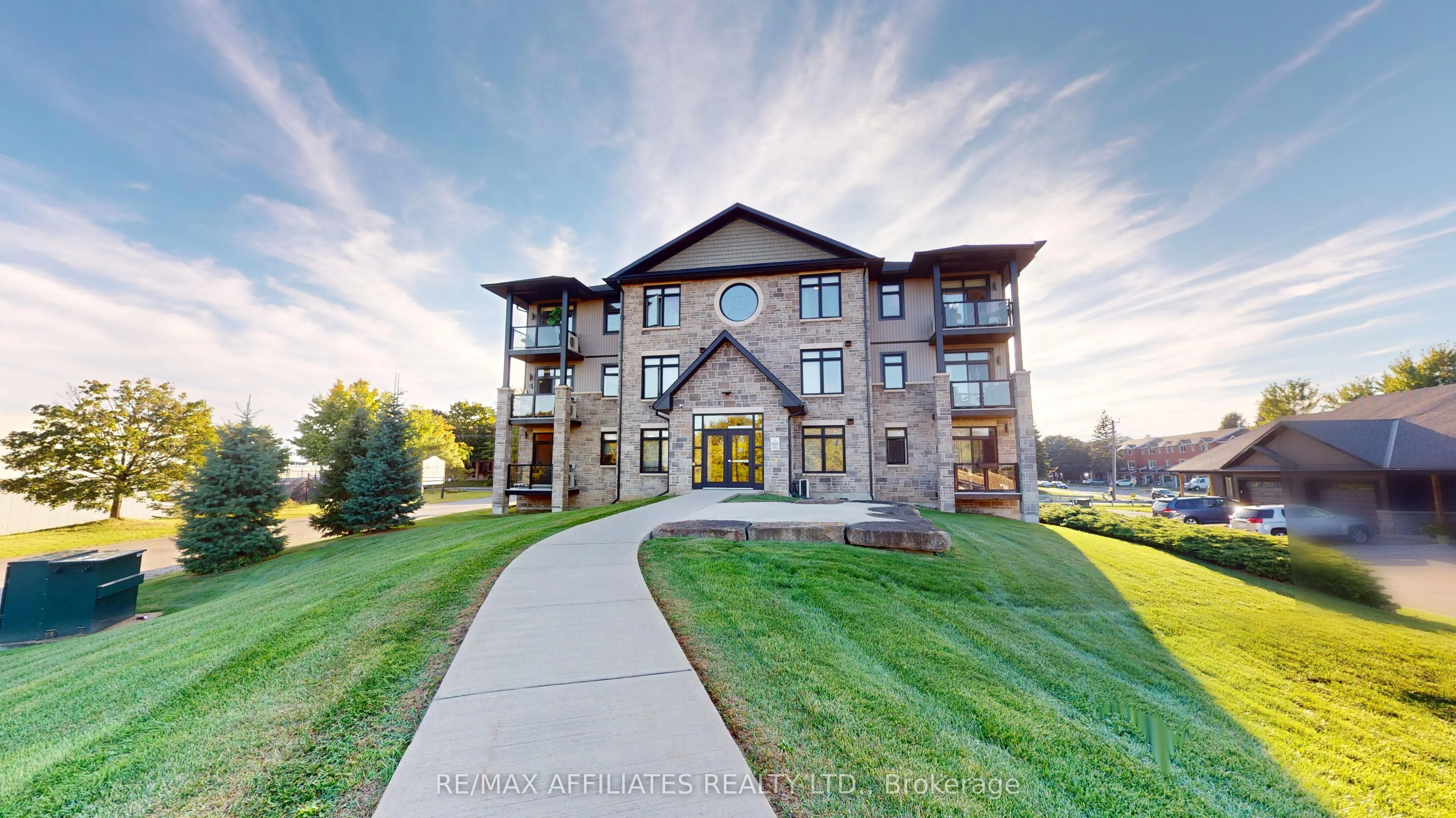 1109 Millwood Avenue, #303