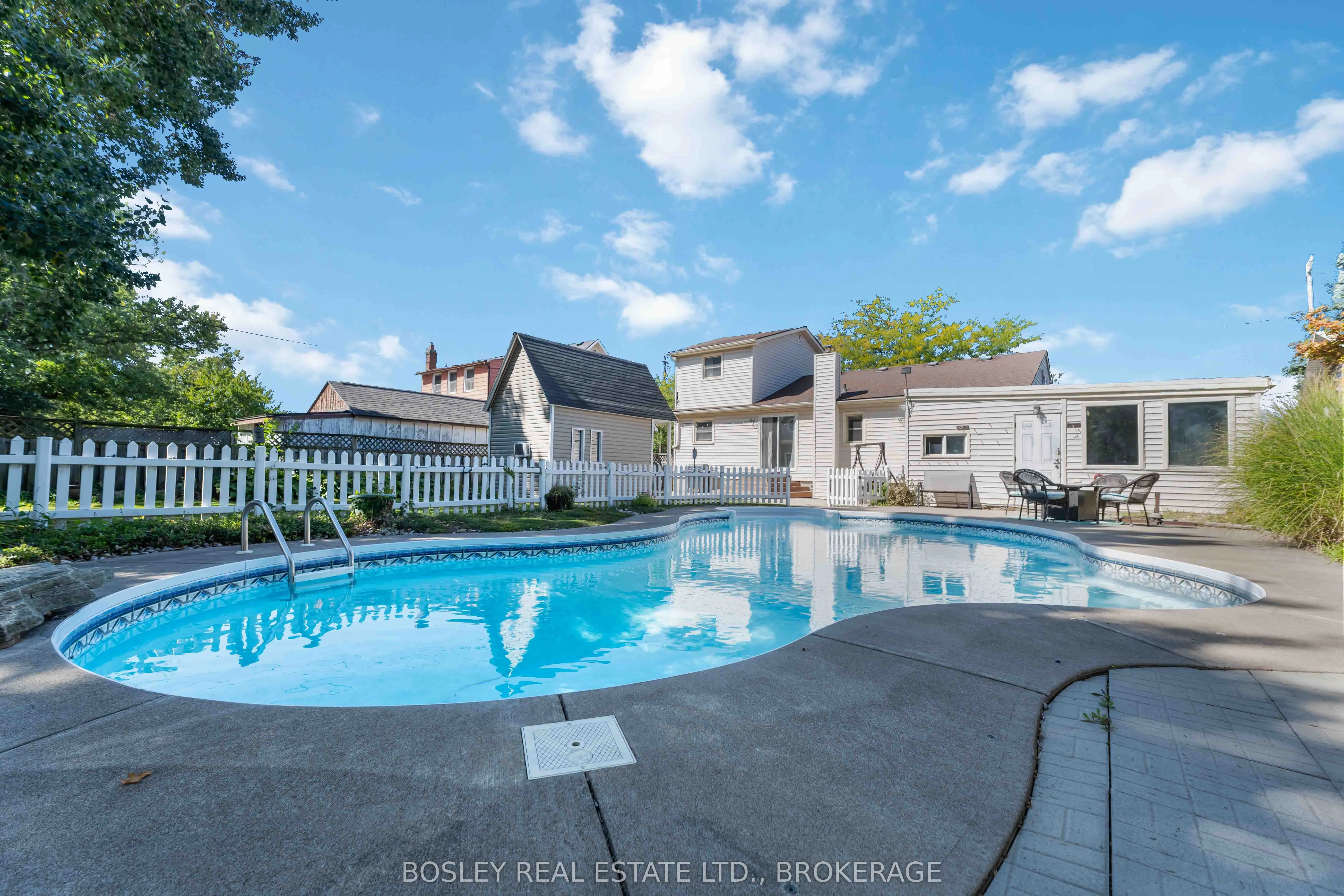 301 Pelham Road