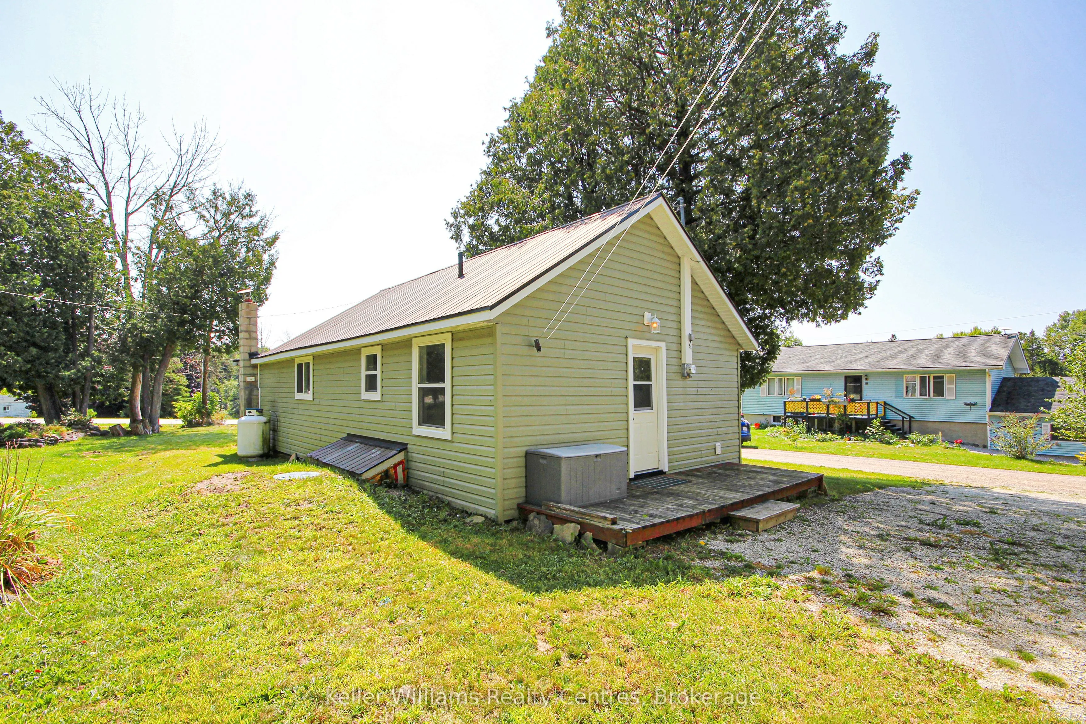 4 WOODSTOCK Avenue