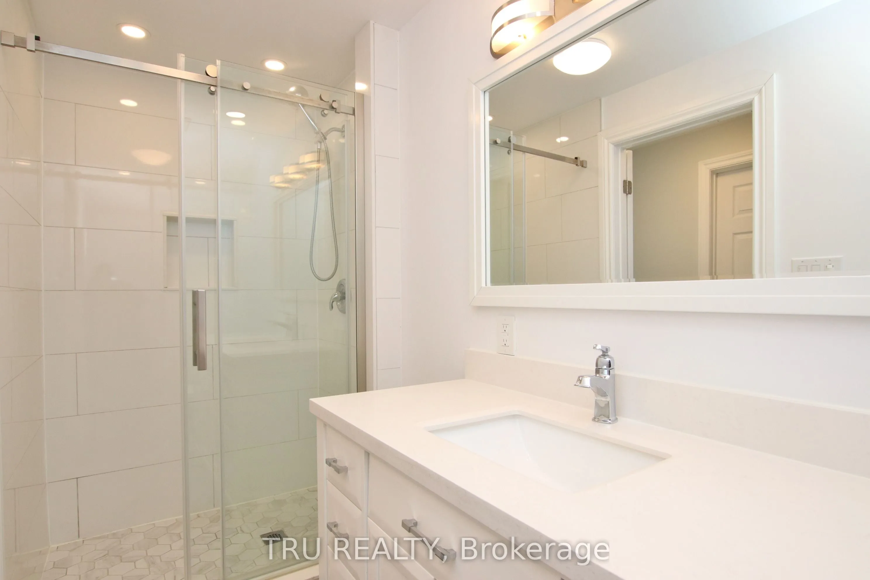86 Elvaston Avenue, #B