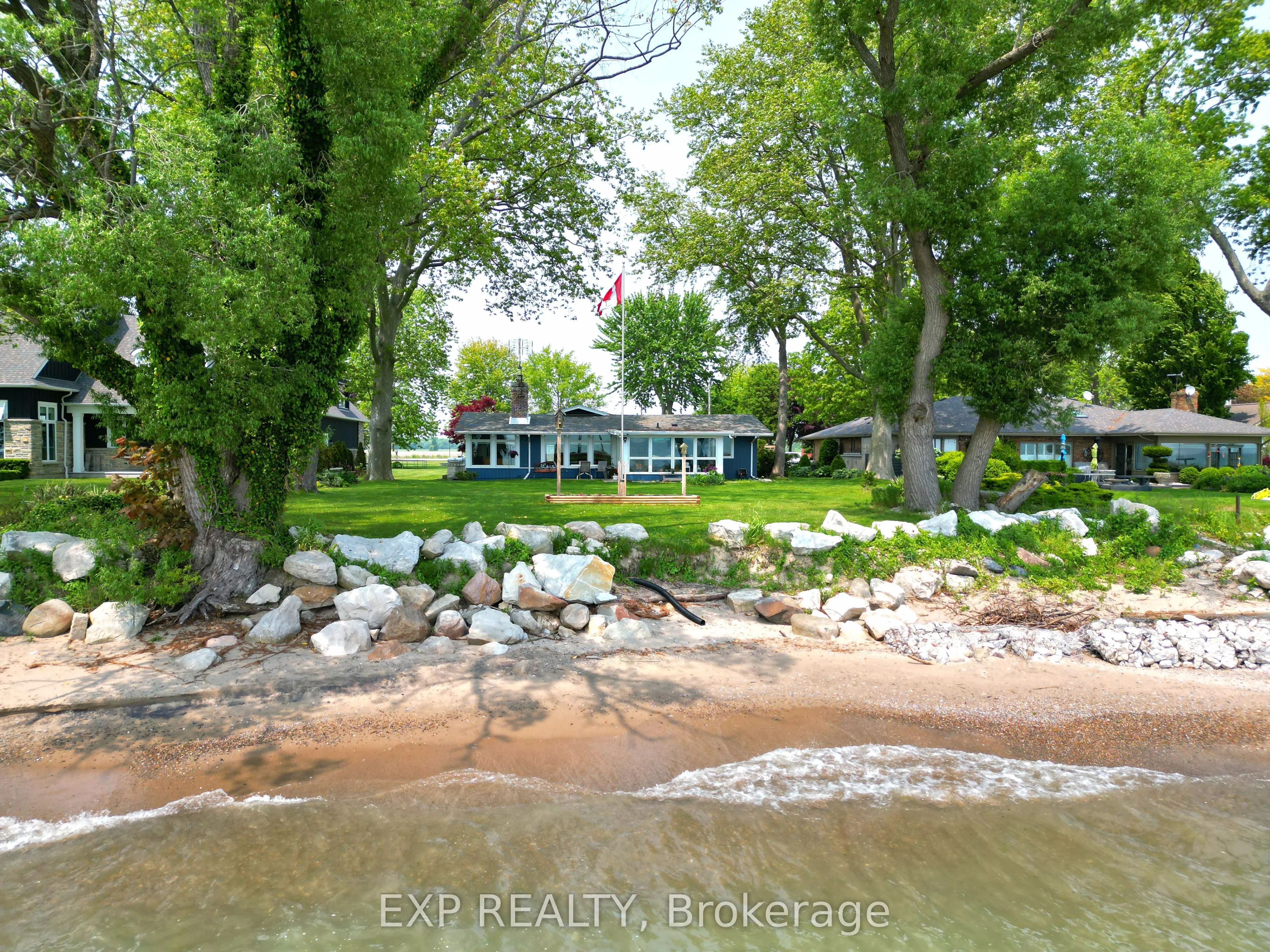 1711 Heritage Road