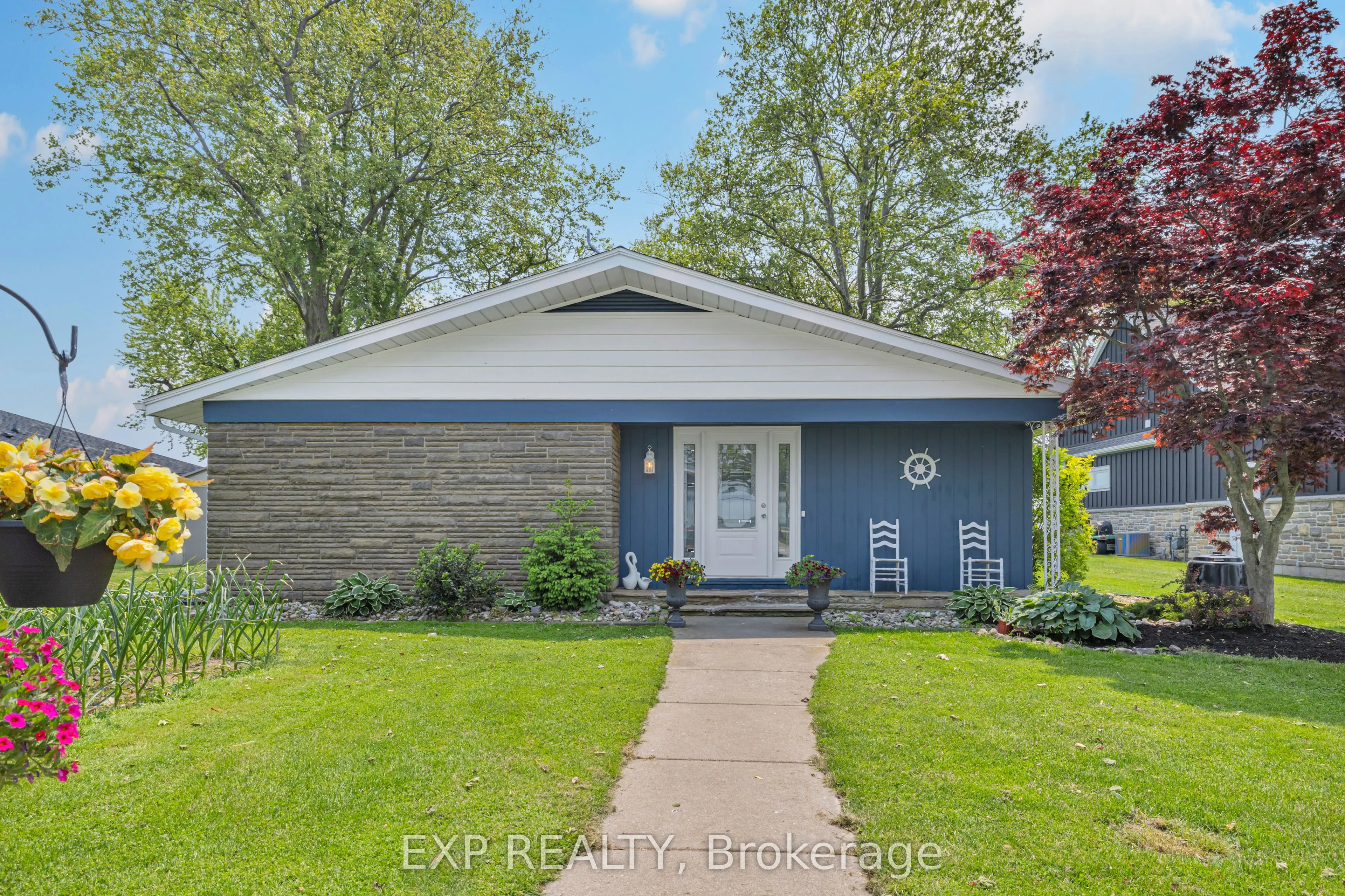 1711 Heritage Road