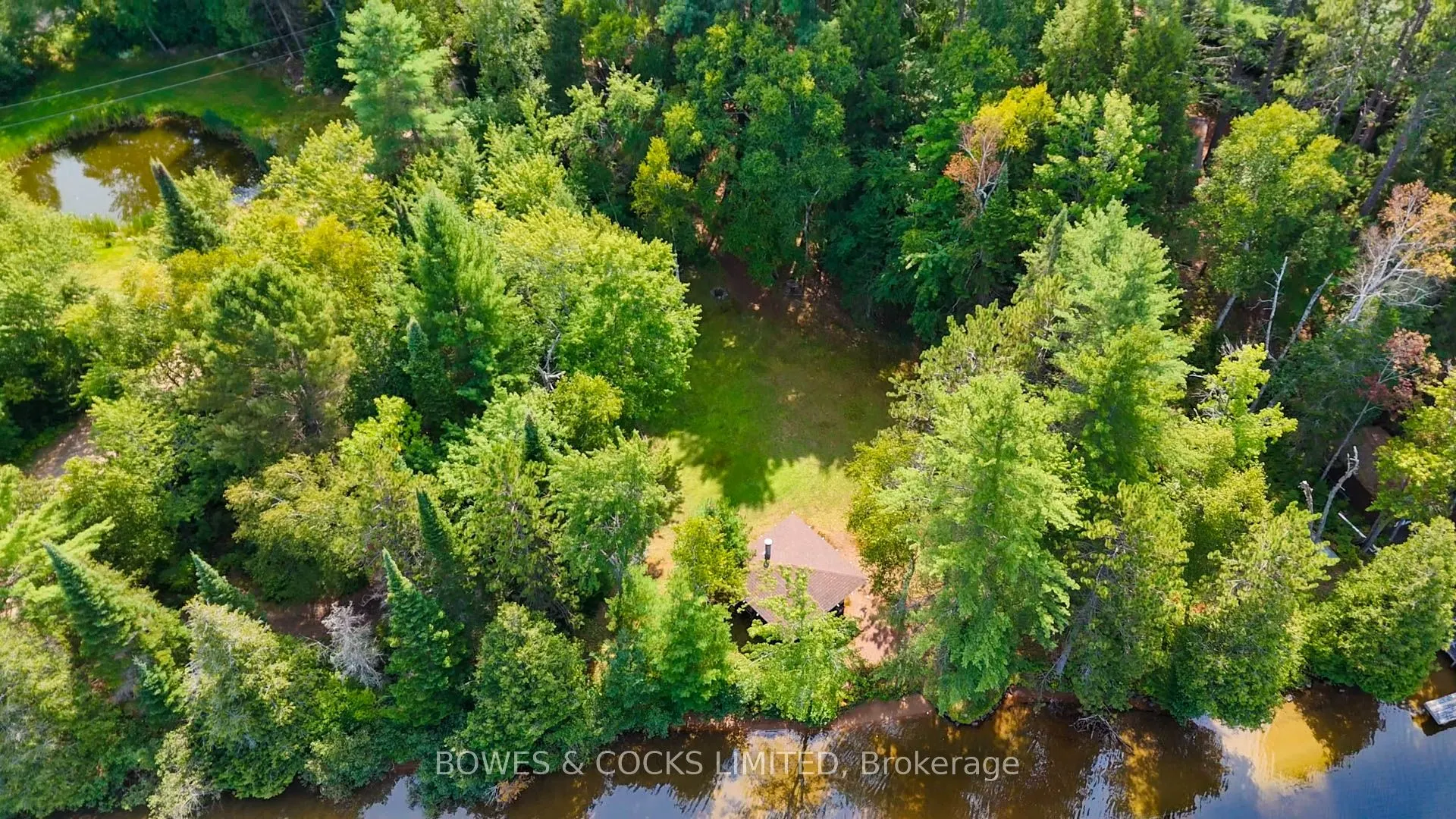 915 Madawaska River Drive