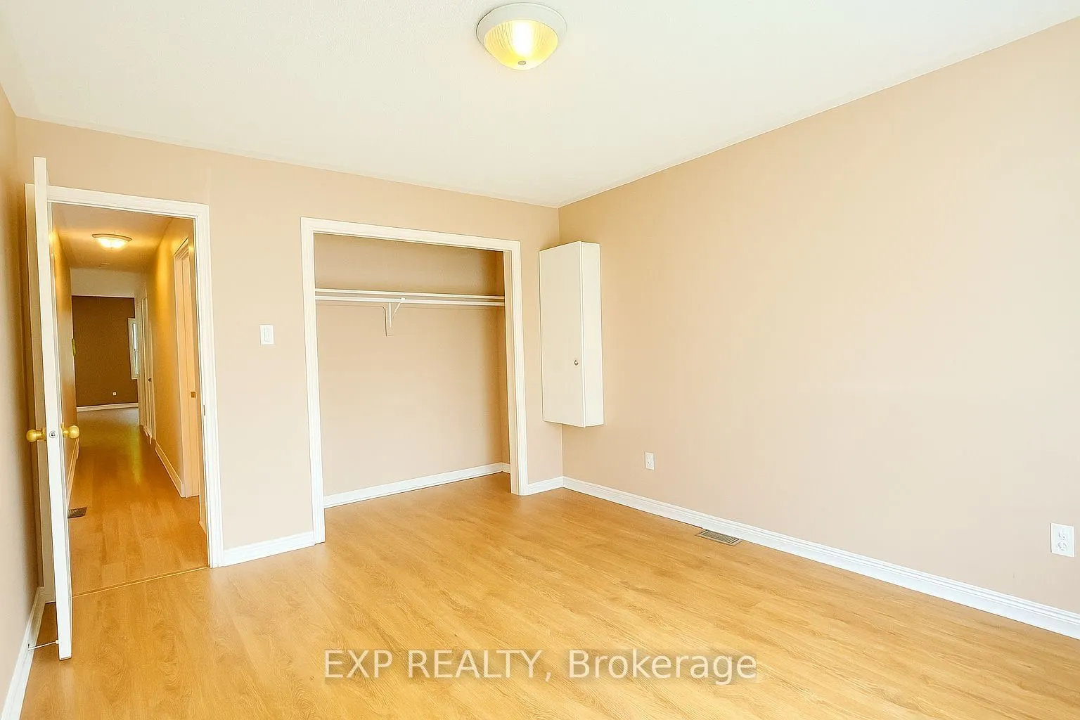 1023 Vista Barrett Private