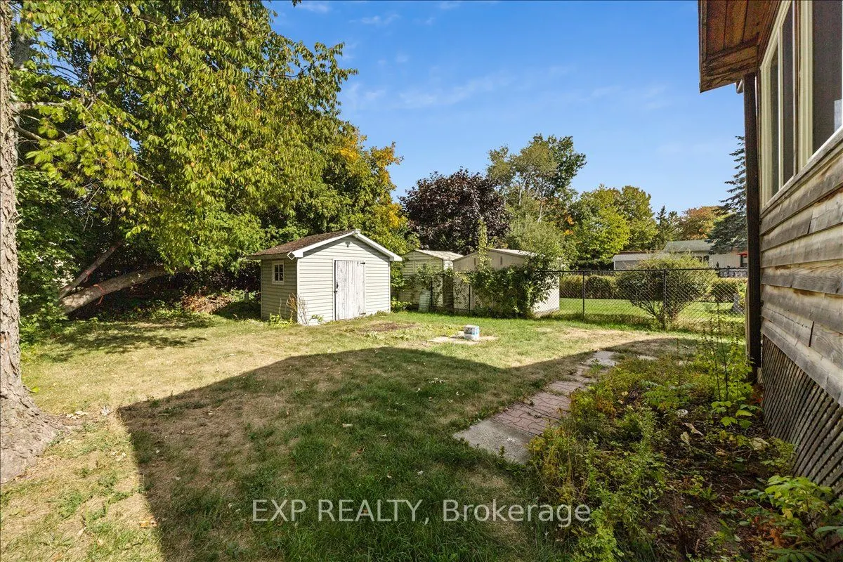 1023 Vista Barrett Private