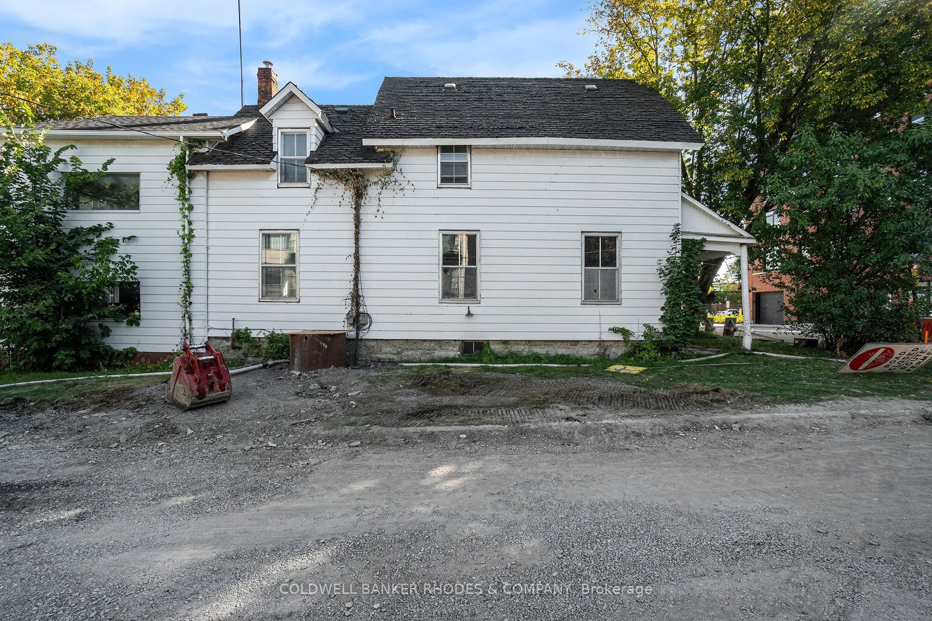 309 Picton Avenue