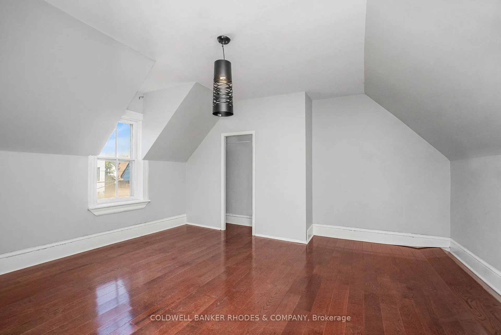 309 Picton Avenue