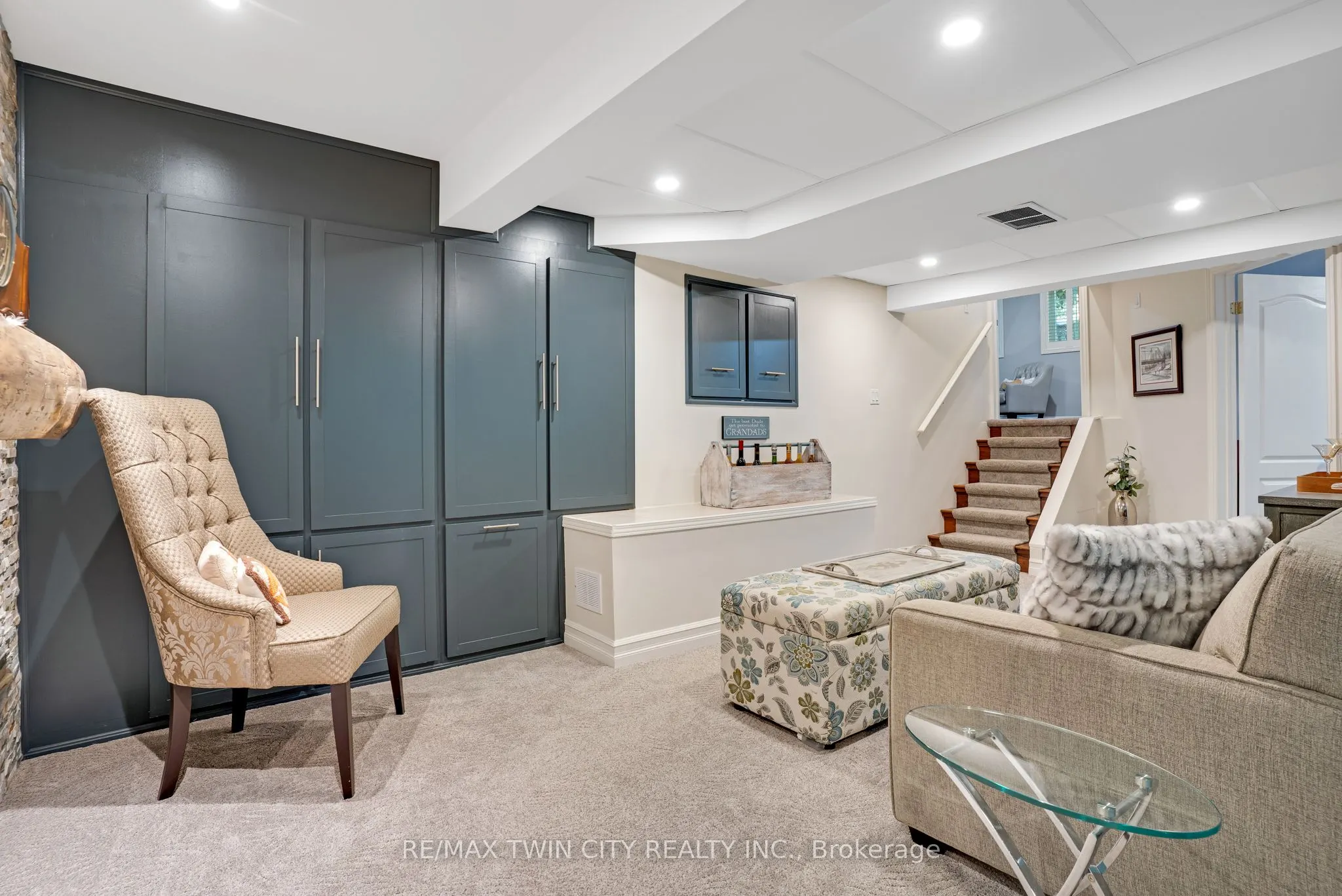 43 MacDonald Crescent